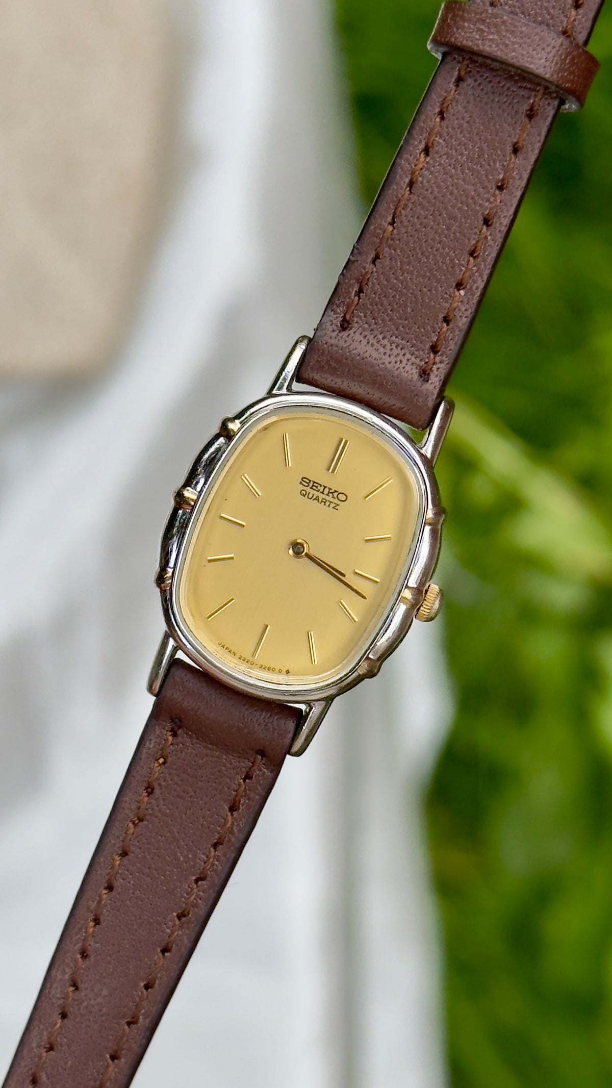 Vintage Seiko Women's Oval Watch 1981 - Gold&Palladium Plated