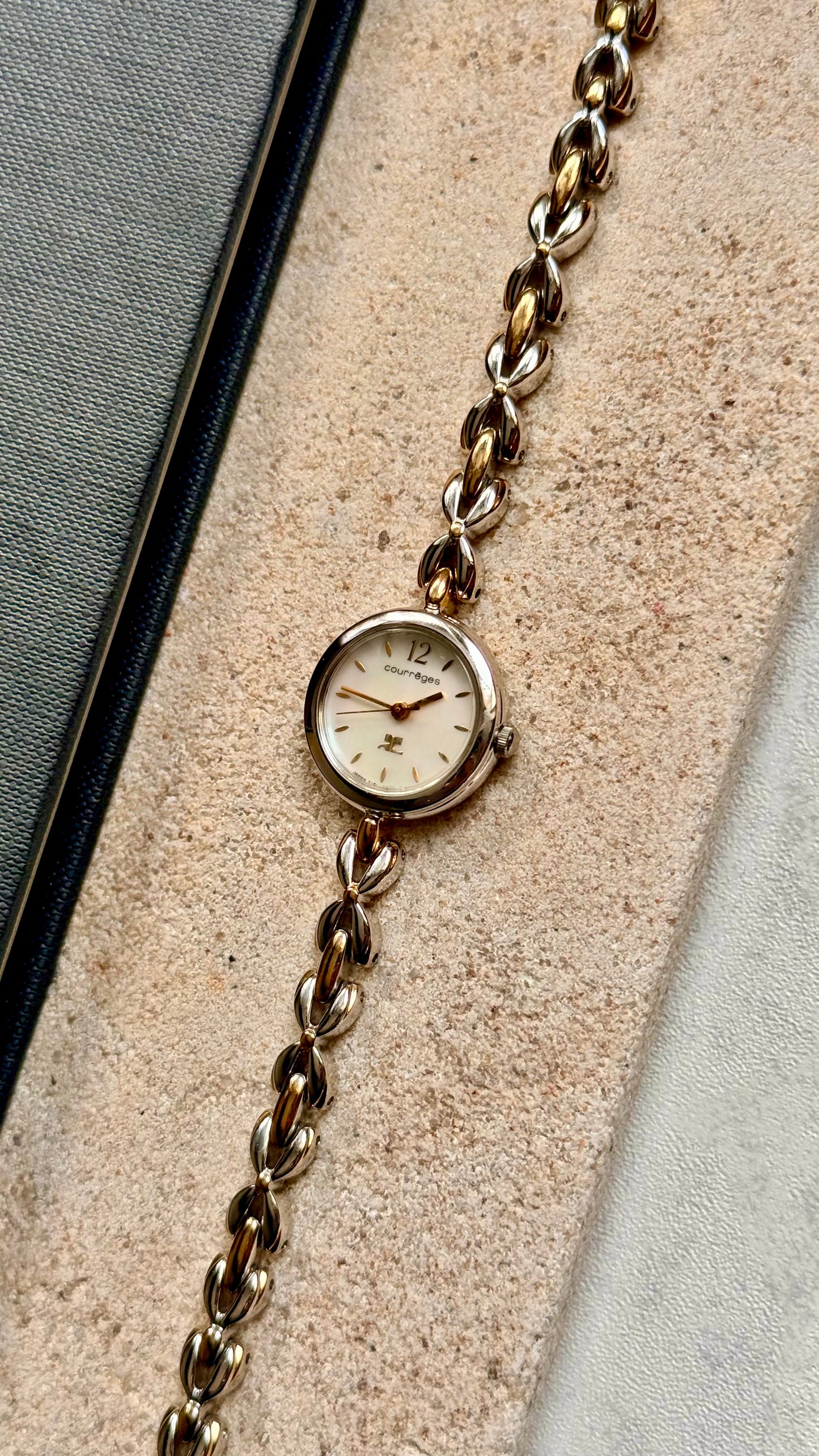 Courrèges vintage watch