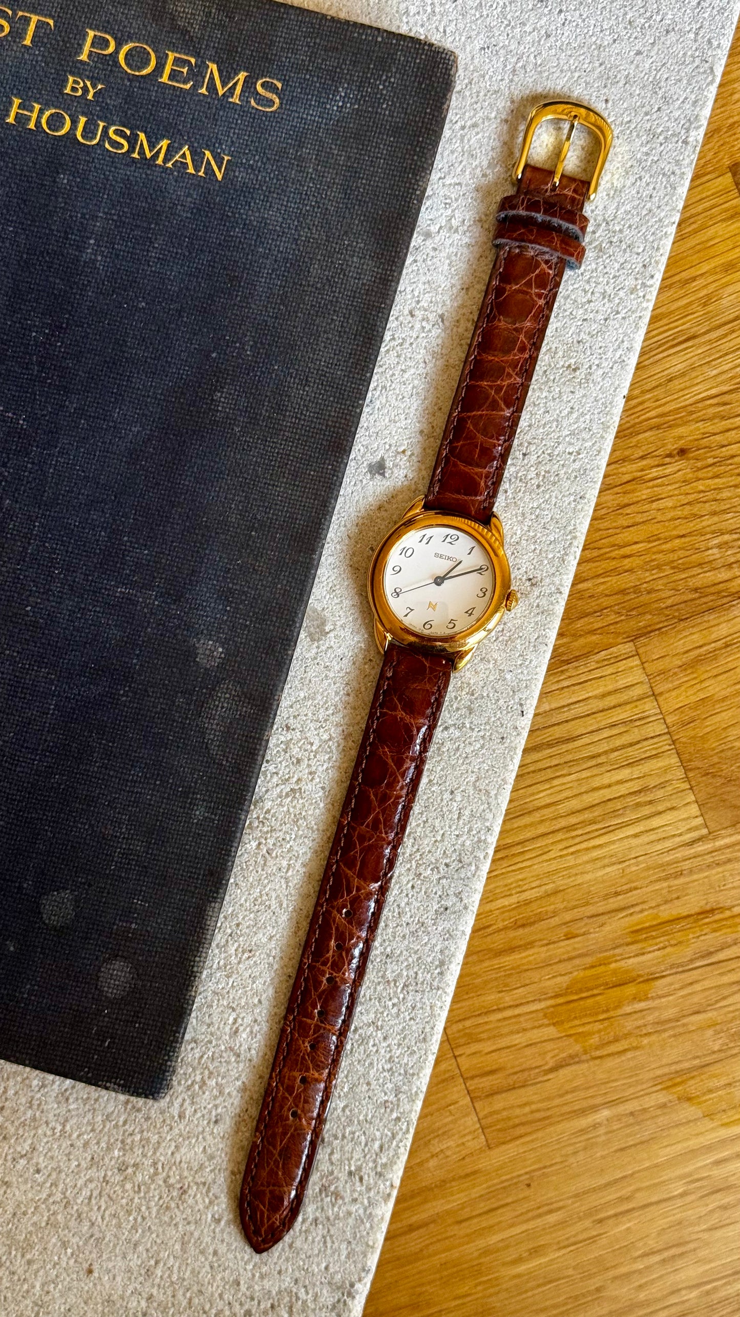 Vintage Seiko Neue Women's Watch 1996 - 18k Gold Plated