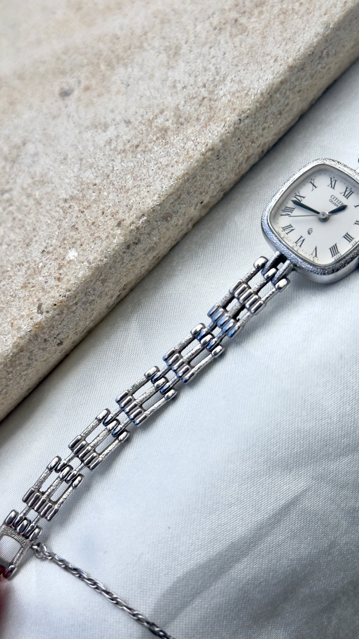 Citizen Vintage Watch 1981 - White gold plated