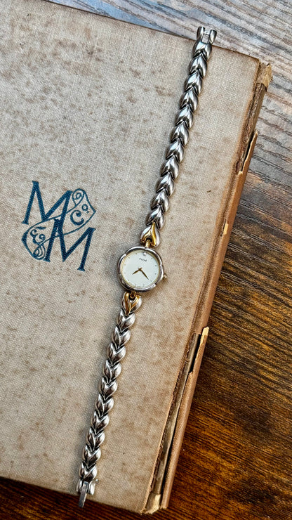 1992 Super Rare Vintage Seiko Tissé Watch - Flower case