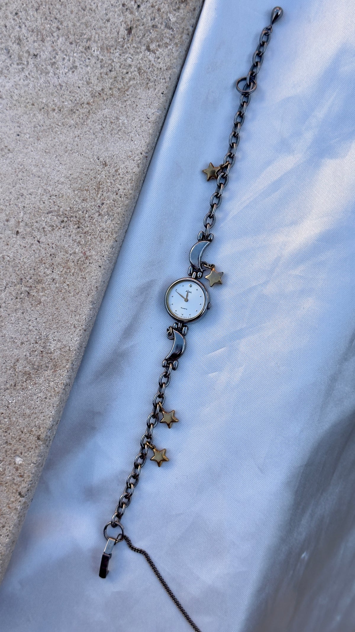 Seiko Alba Vintage Watch 1991 - Moon and Star charms
