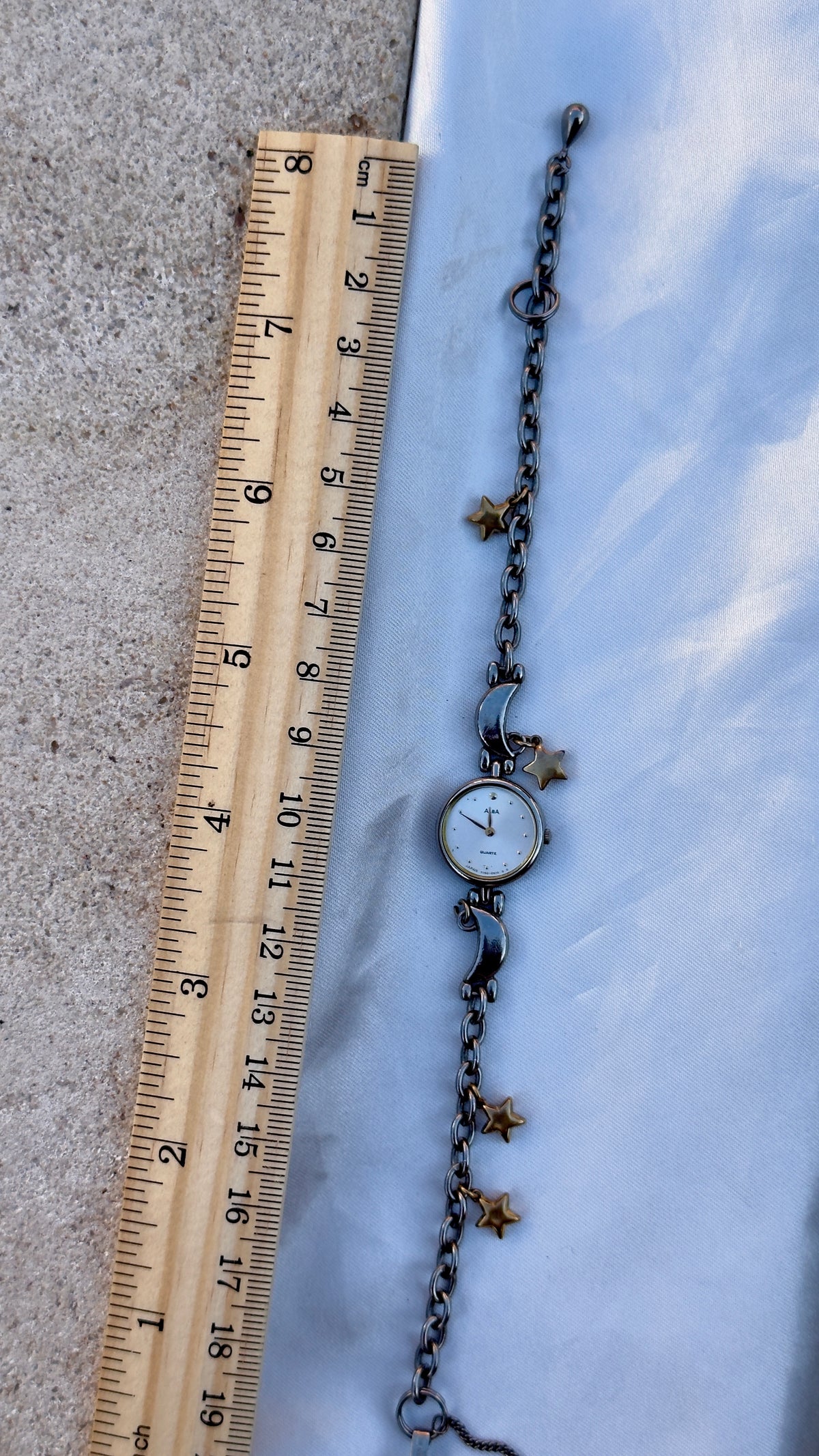 Seiko Alba Vintage Watch 1991 - Moon and Star charms