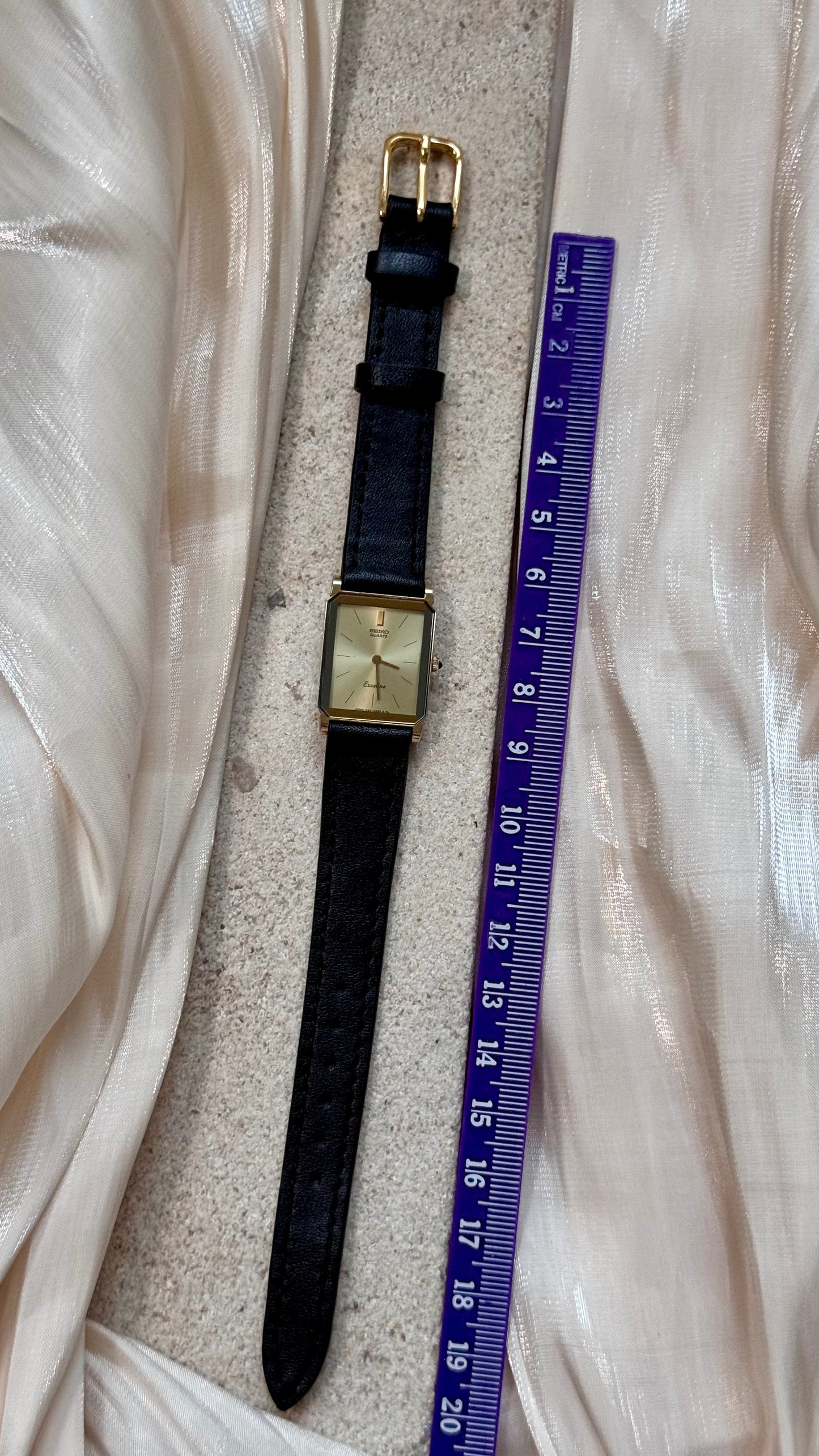 Vintage Seiko Exceline Tank Watch 1994 - Gold Plated With Sunburst Dial