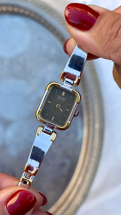 Super Rare Twotoned Seiko Vintage Watch 1982 - Grey Dial