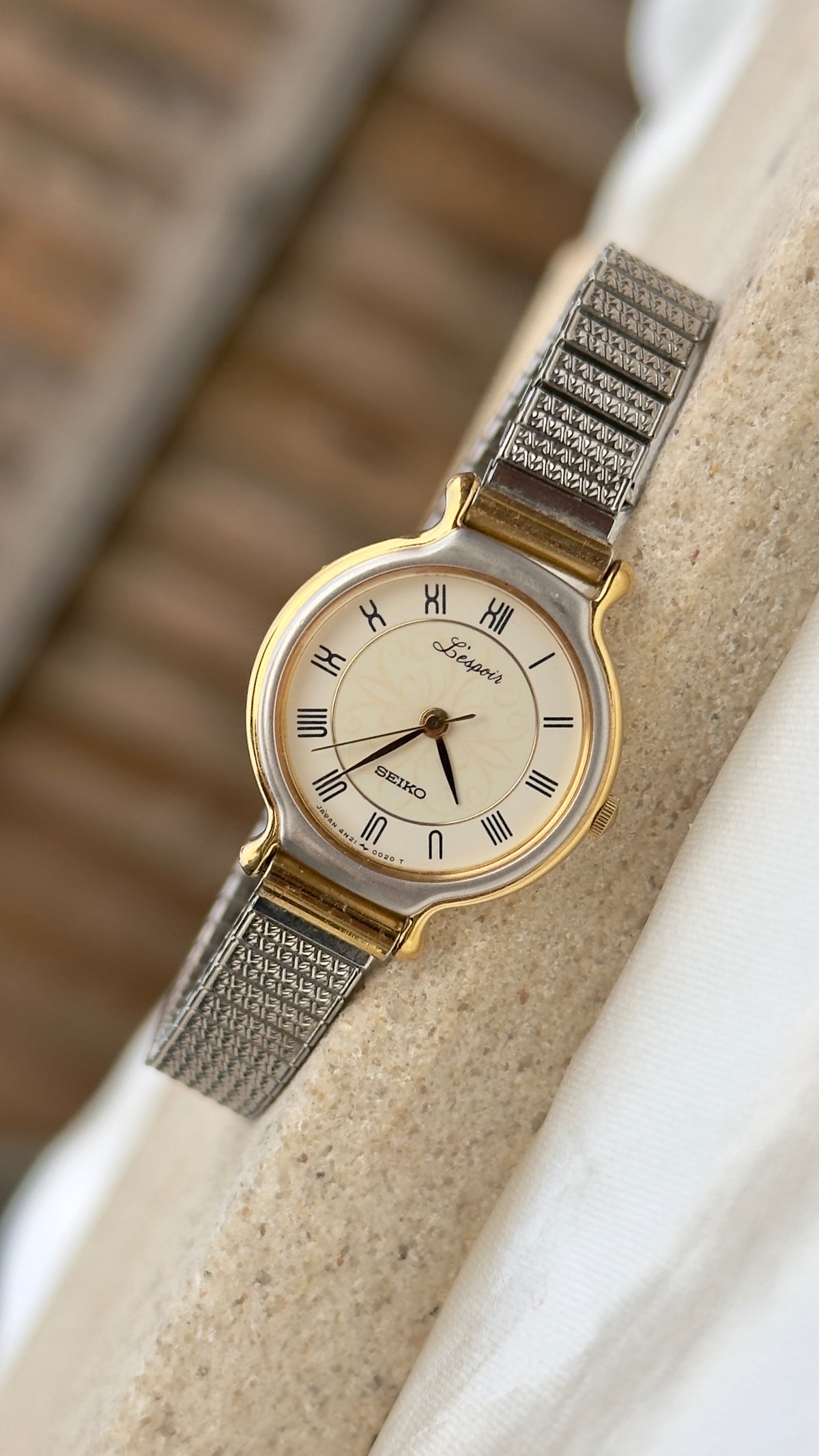 Seiko L'espoir Vintage Watch 1999 - stretch band