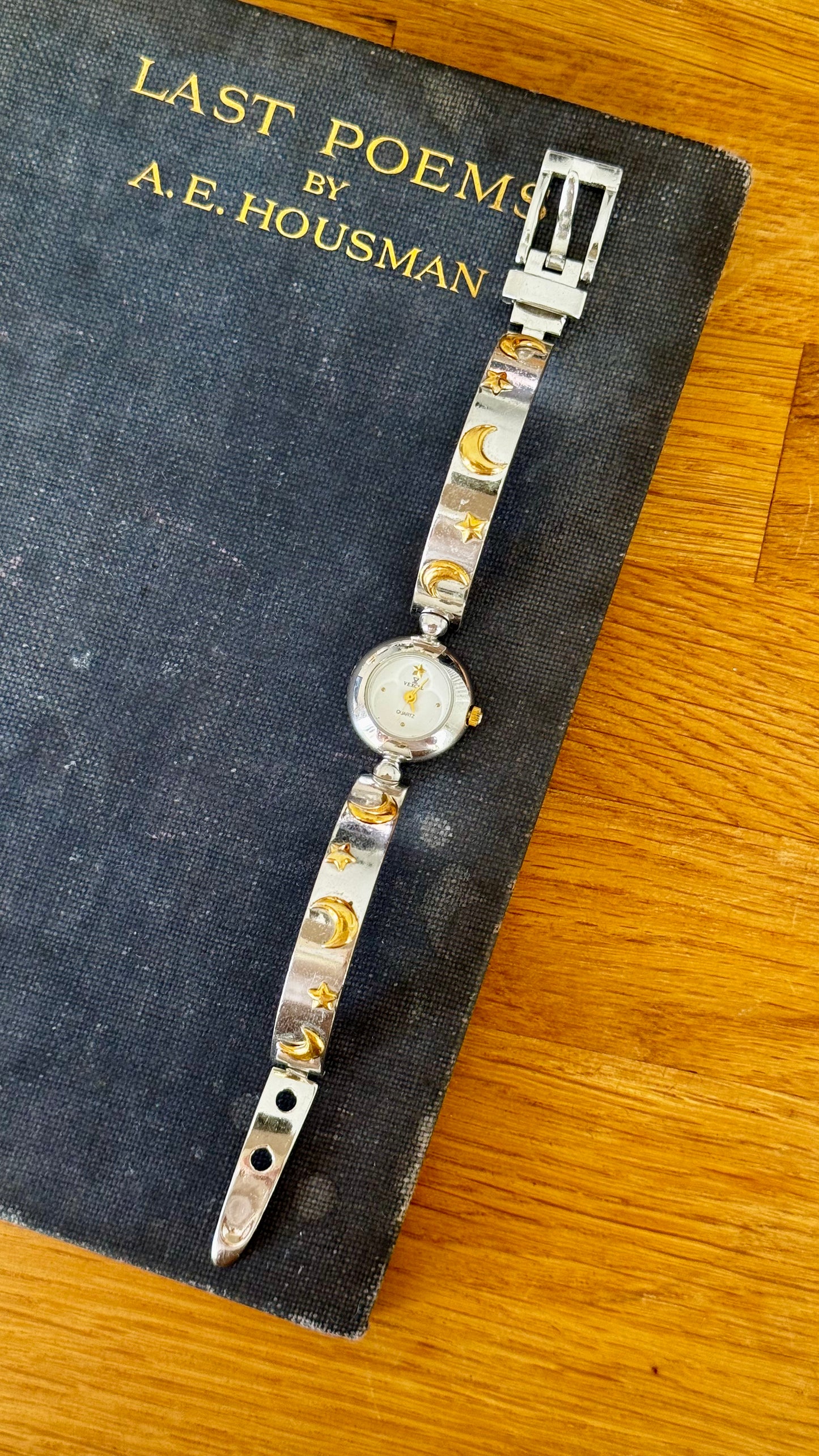 Vexcel vintage bangle watch - Moon and stars