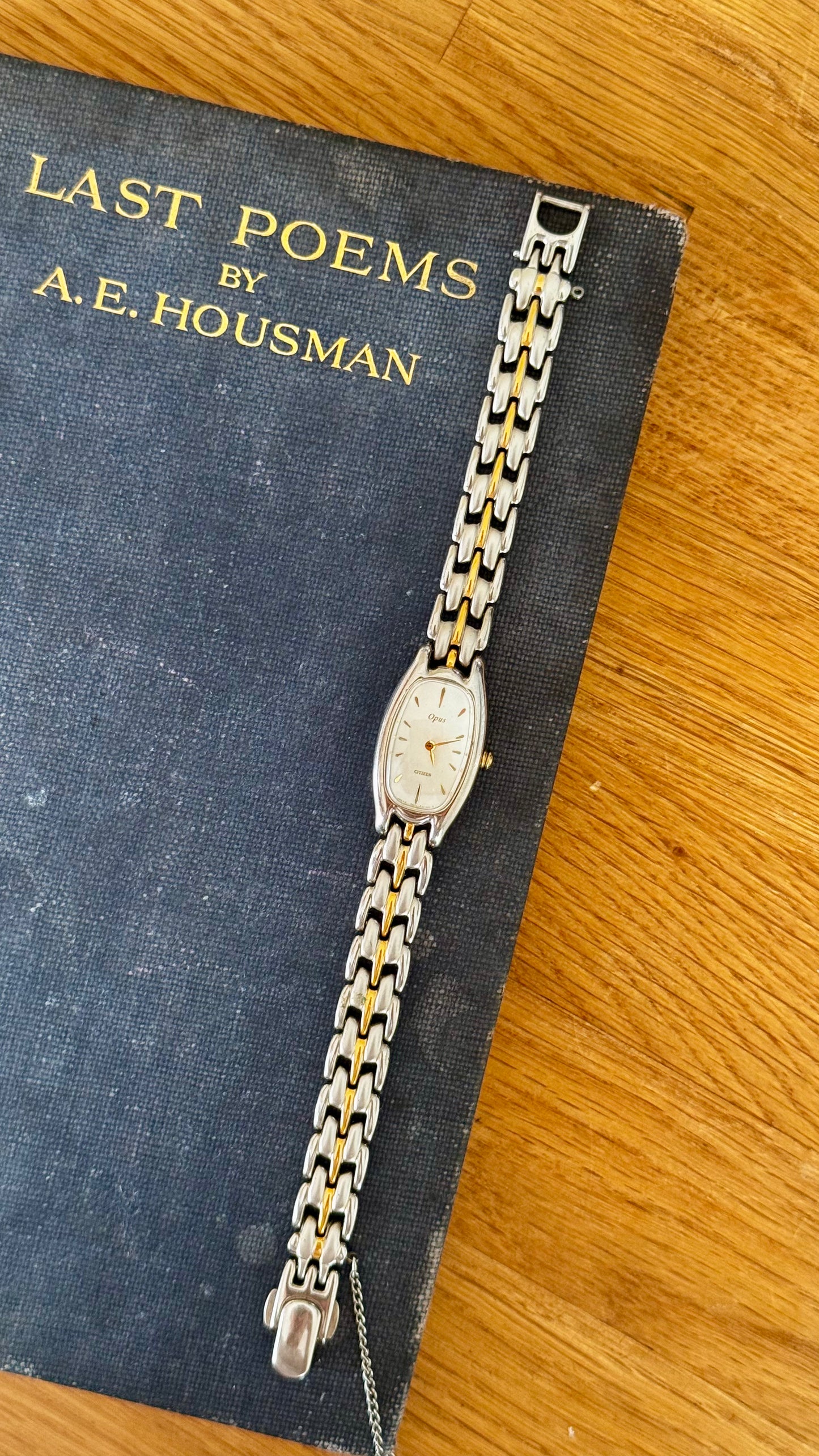 Vintage Citizen Opus Watch 1995