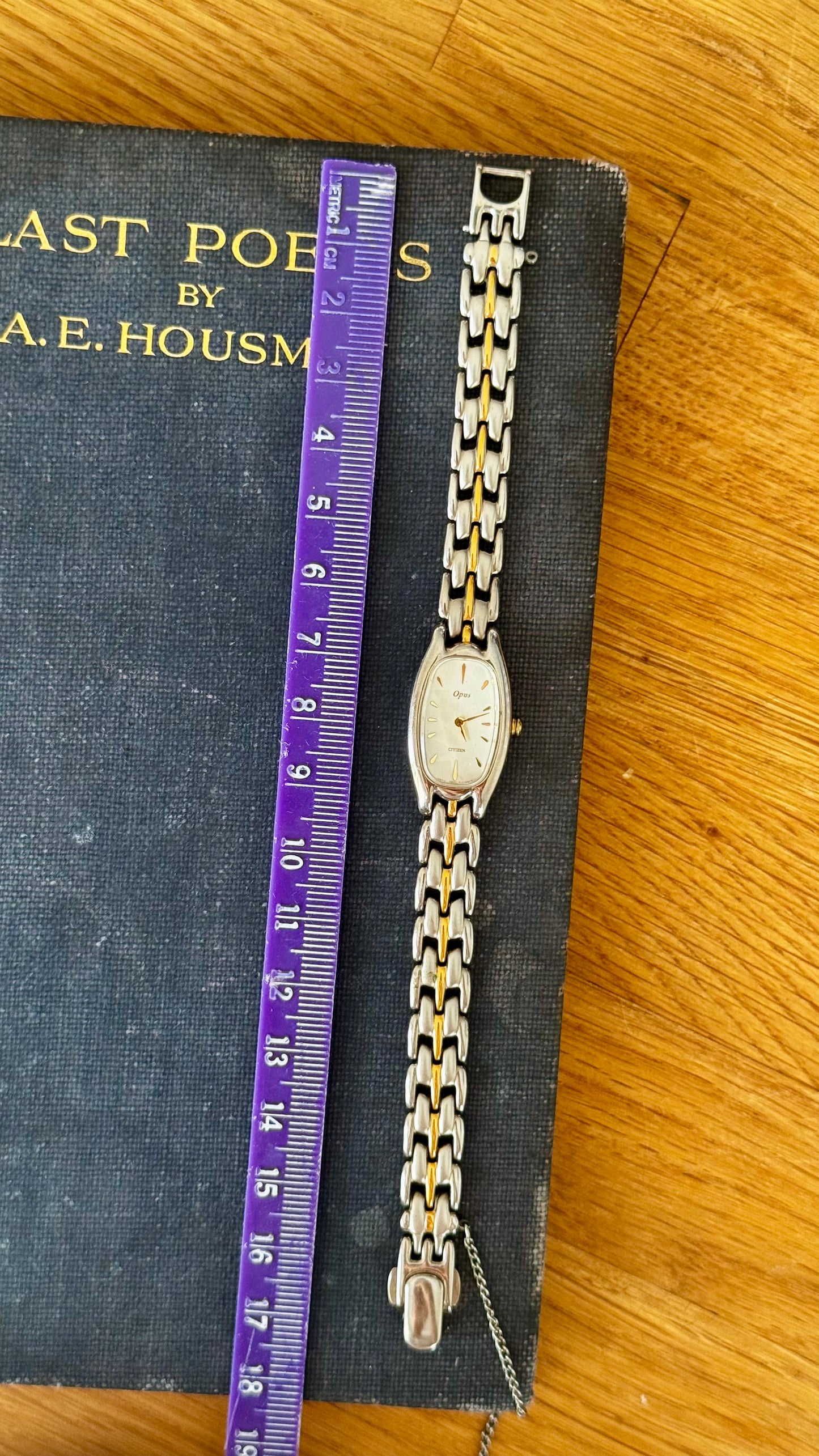 Vintage Citizen Opus Watch 1995