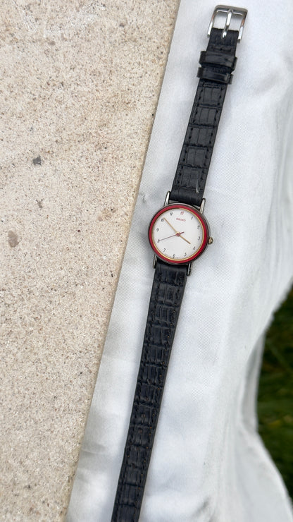 Seiko Vintage Watch 1995 - Red Enameled Case