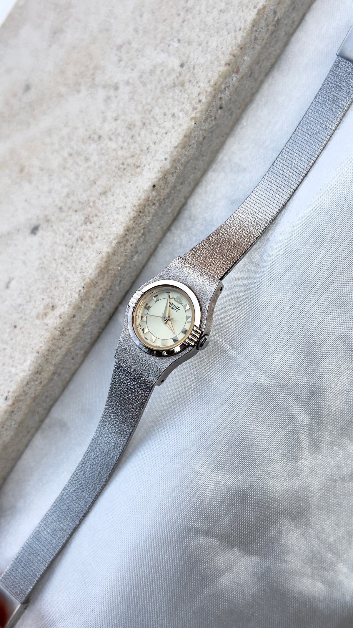 1991 Vintage Seiko Galaxy Watch, near mint condition