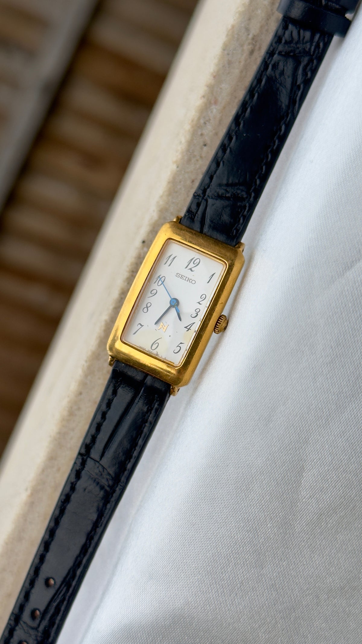 Seiko Vintage Tank Watch 1994
