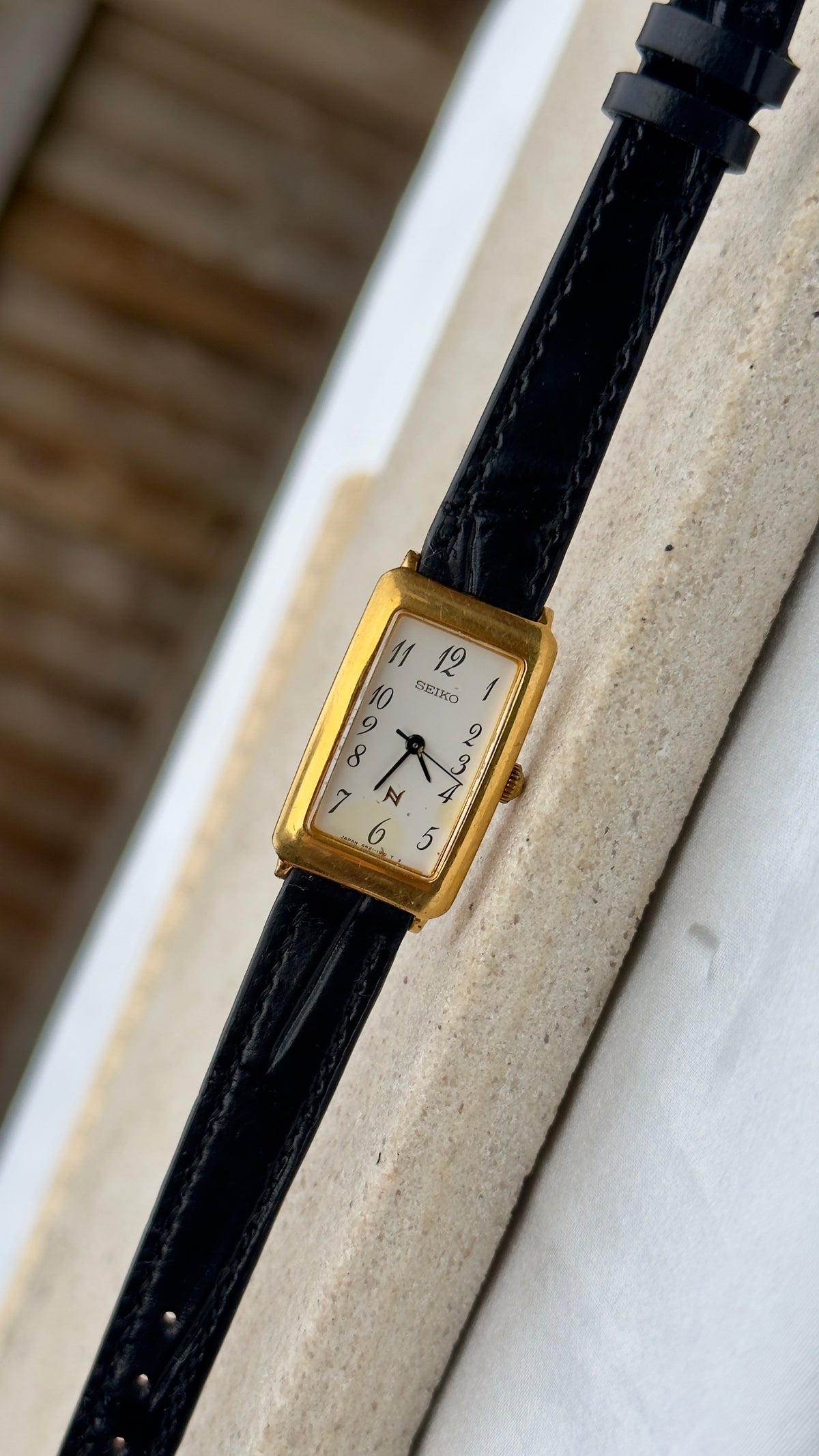 Seiko Vintage Tank Watch 1994