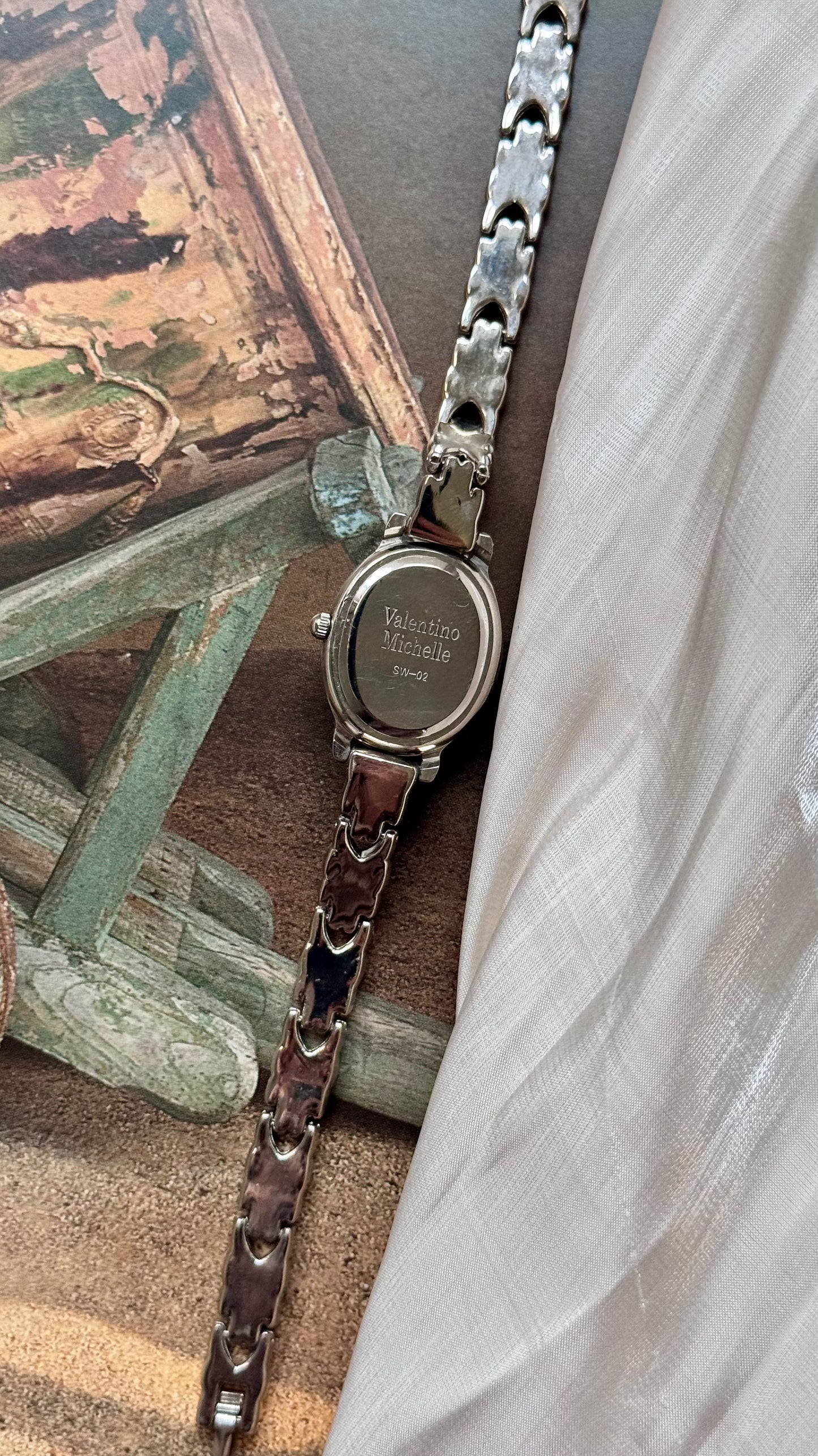 Valentino Michelle Cameo Peekaboo vintage ladies watch