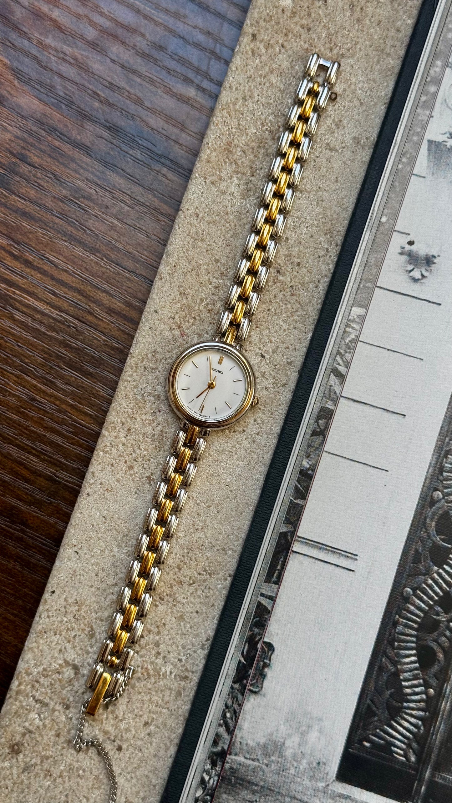Classic Seiko 1998 Vintage Watch