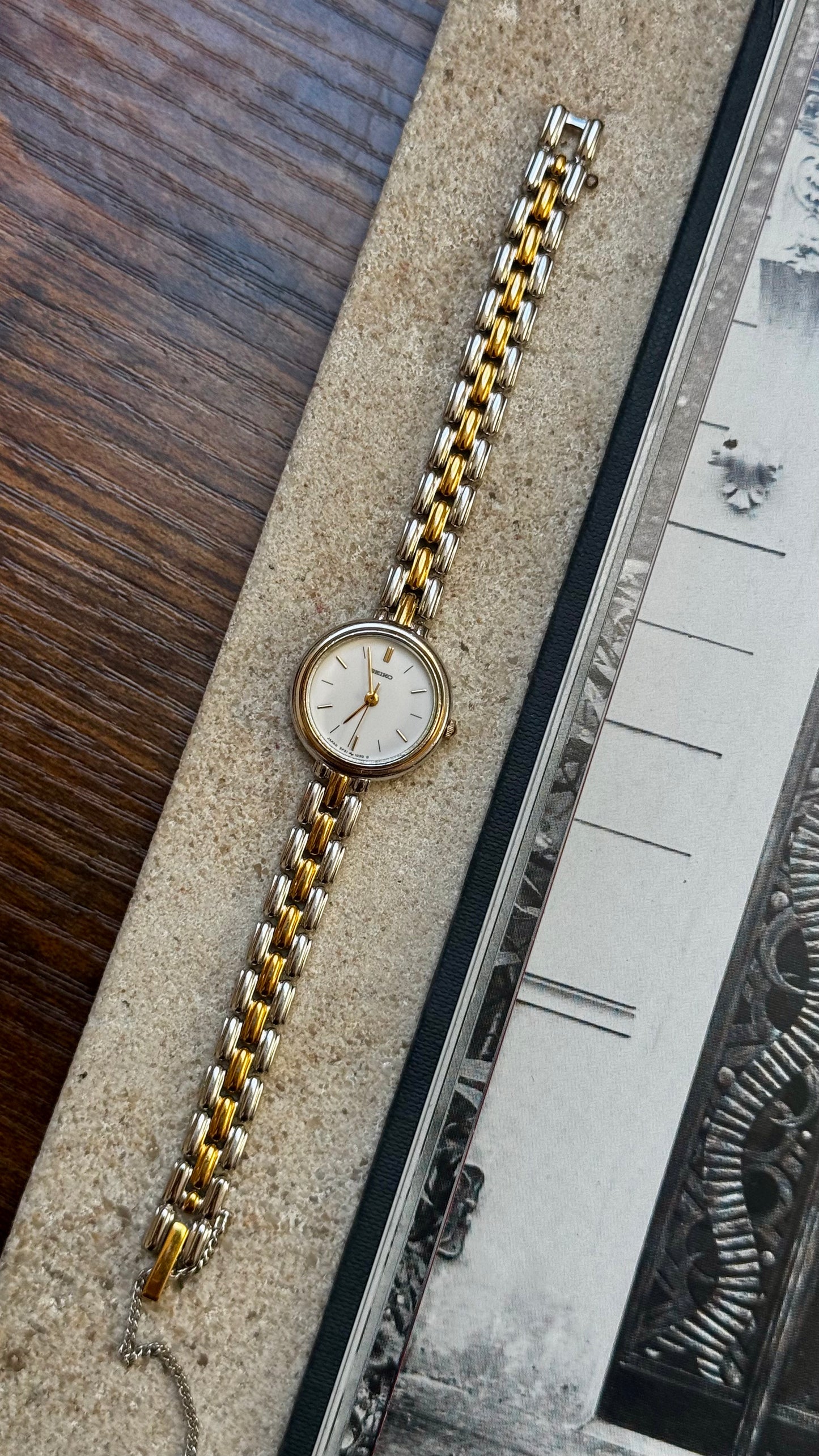 Classic Seiko 1998 Vintage Watch