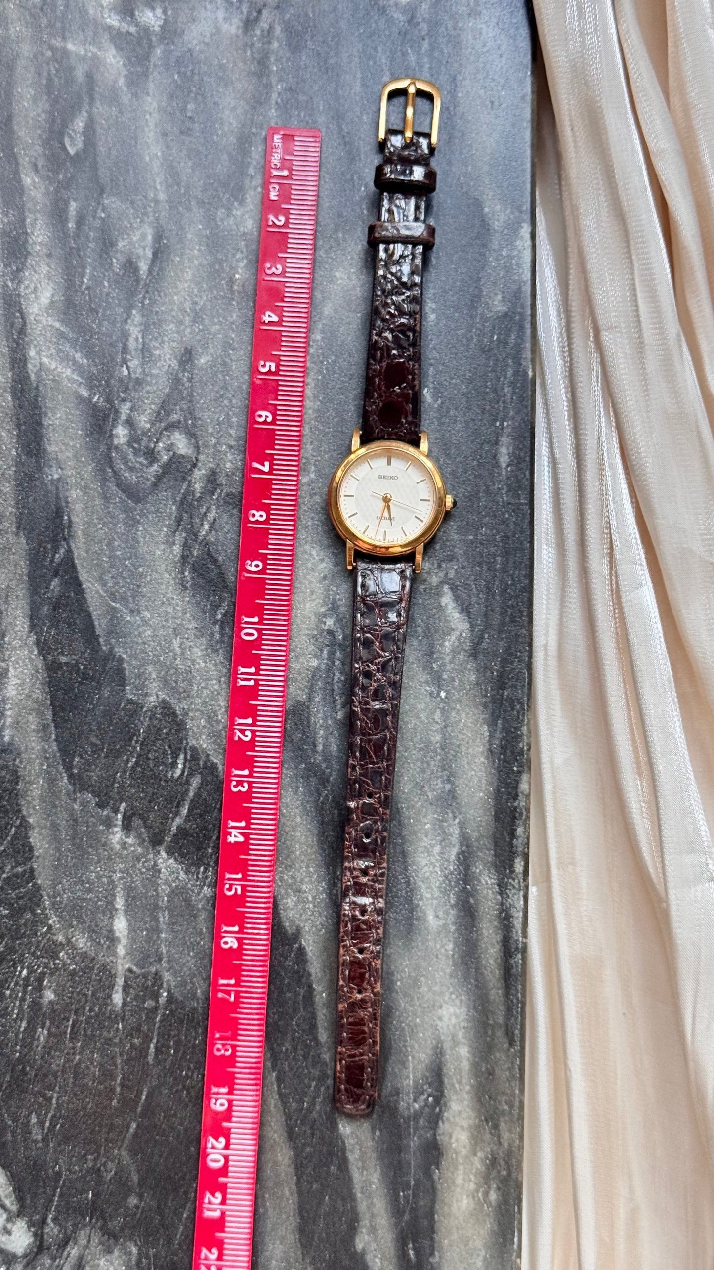 Classic Seiko Exceline vintage watch 1999 - 3Q Gold Plated, Original Leather