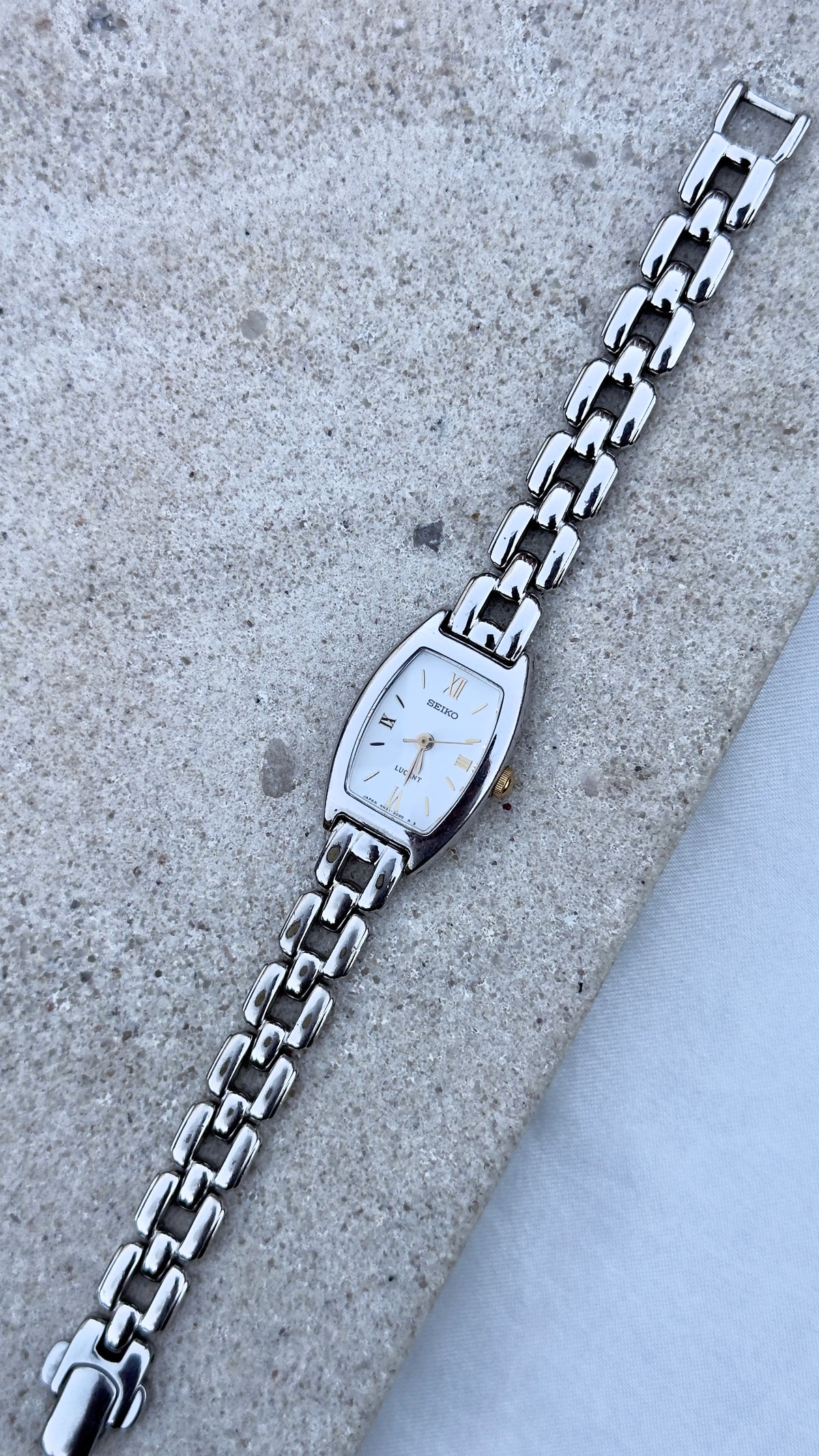 Seiko Lucent Vintage Watch 1990