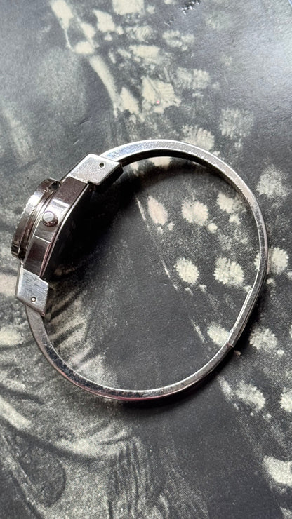 André Mouche Peekaboo vintage watch - rare color