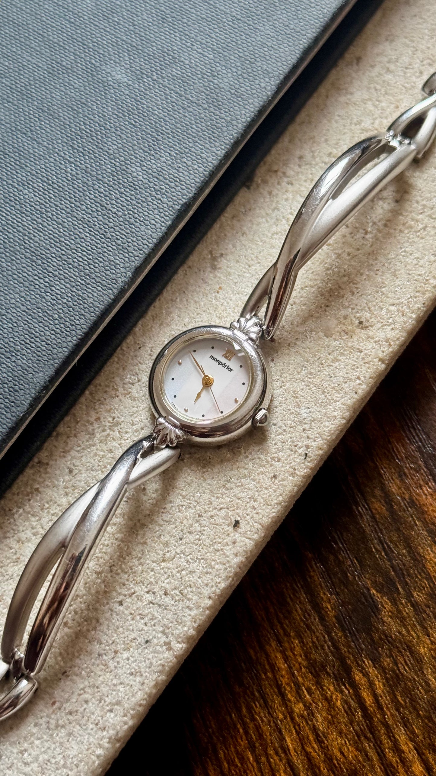 Monpérier - Ricoh Vintage Watch 1990s - French flag dial, 500 limited