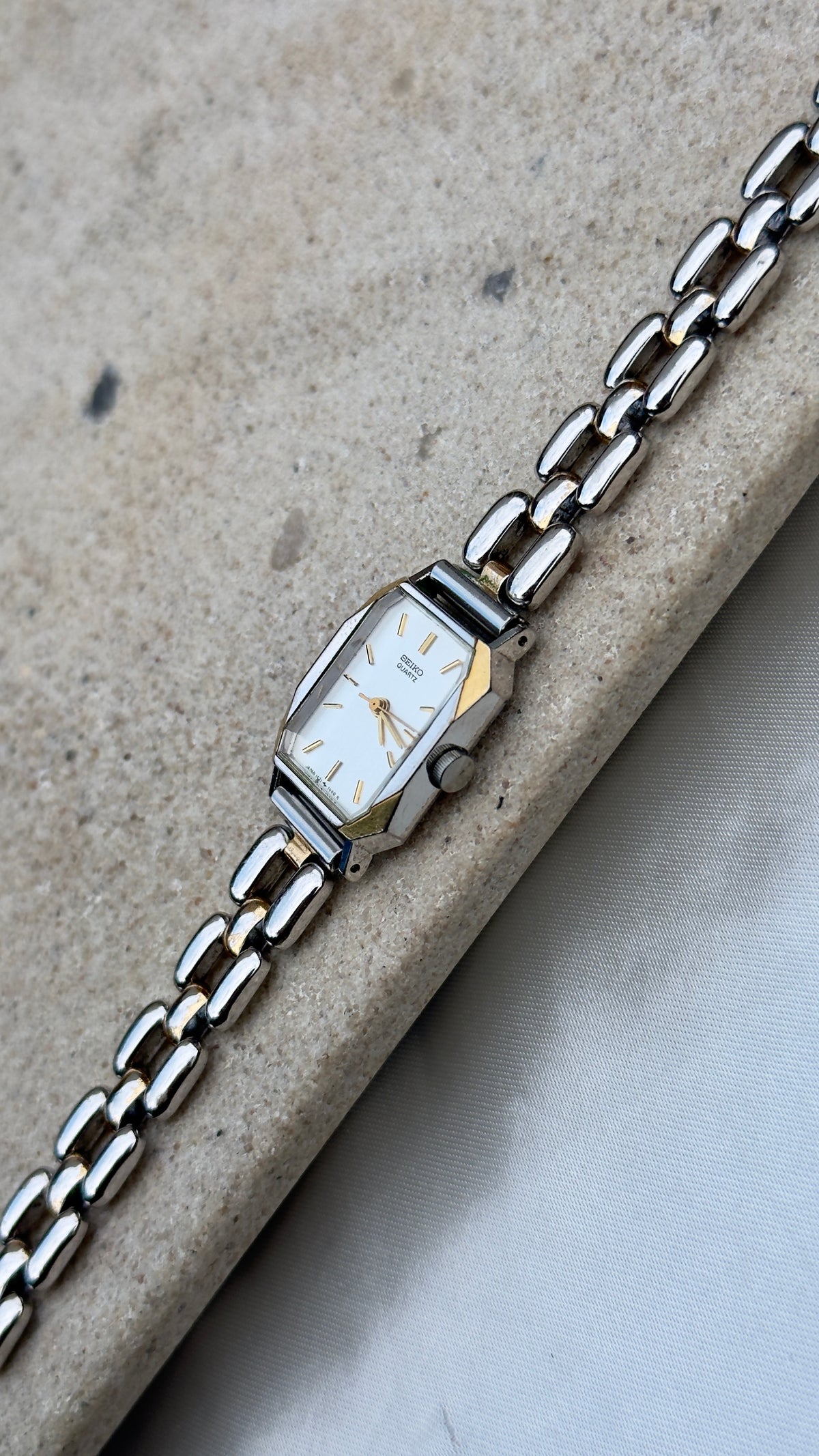Seiko Vintage Tank Watch 1982 | Birth Year Watch | Personalized Gift for Her