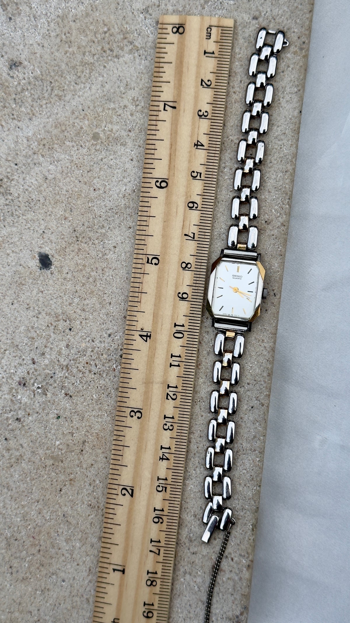 Seiko Vintage Tank Watch 1982 | Birth Year Watch | Personalized Gift for Her