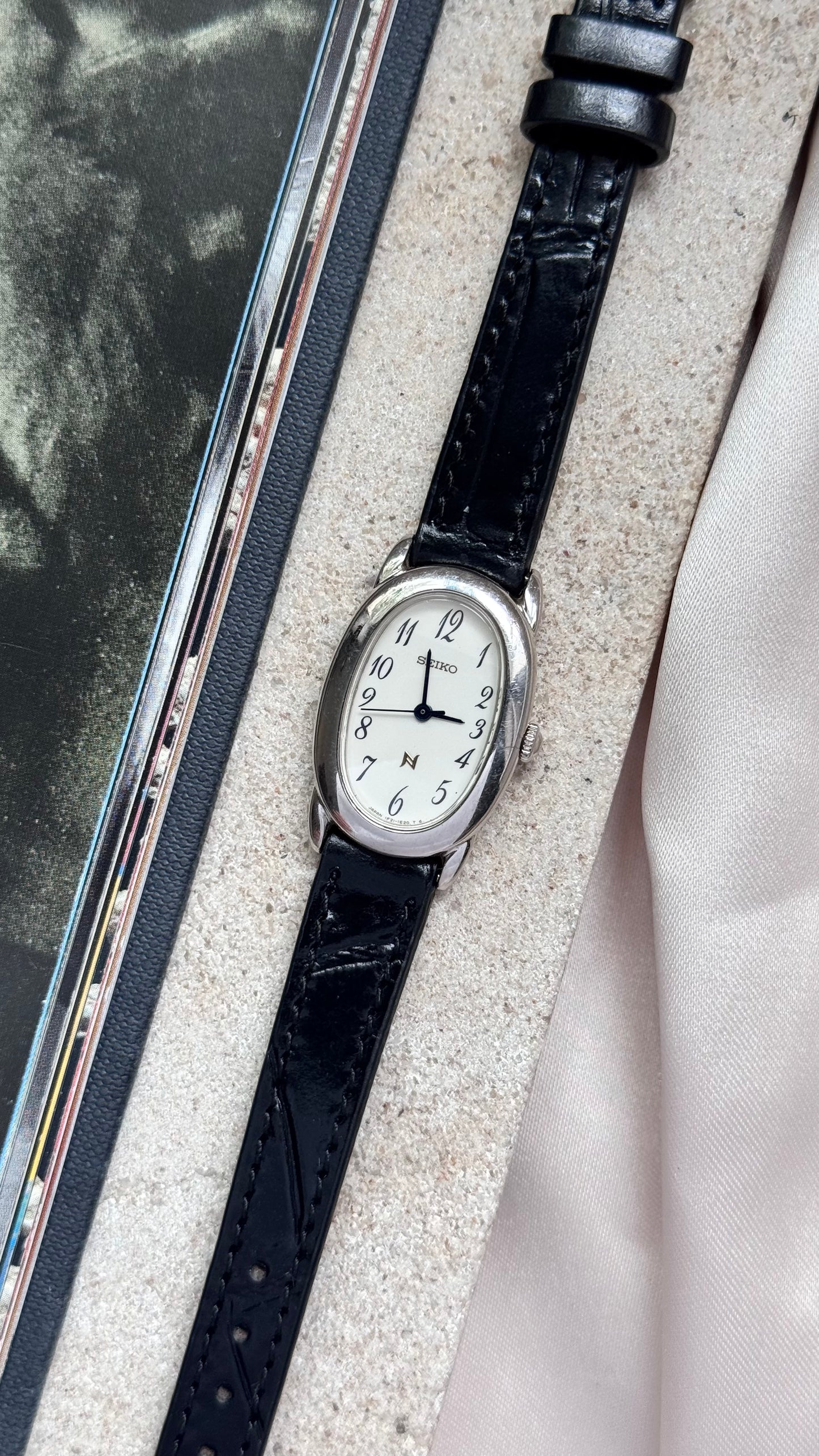 Seiko Neue 1994 vintage watch