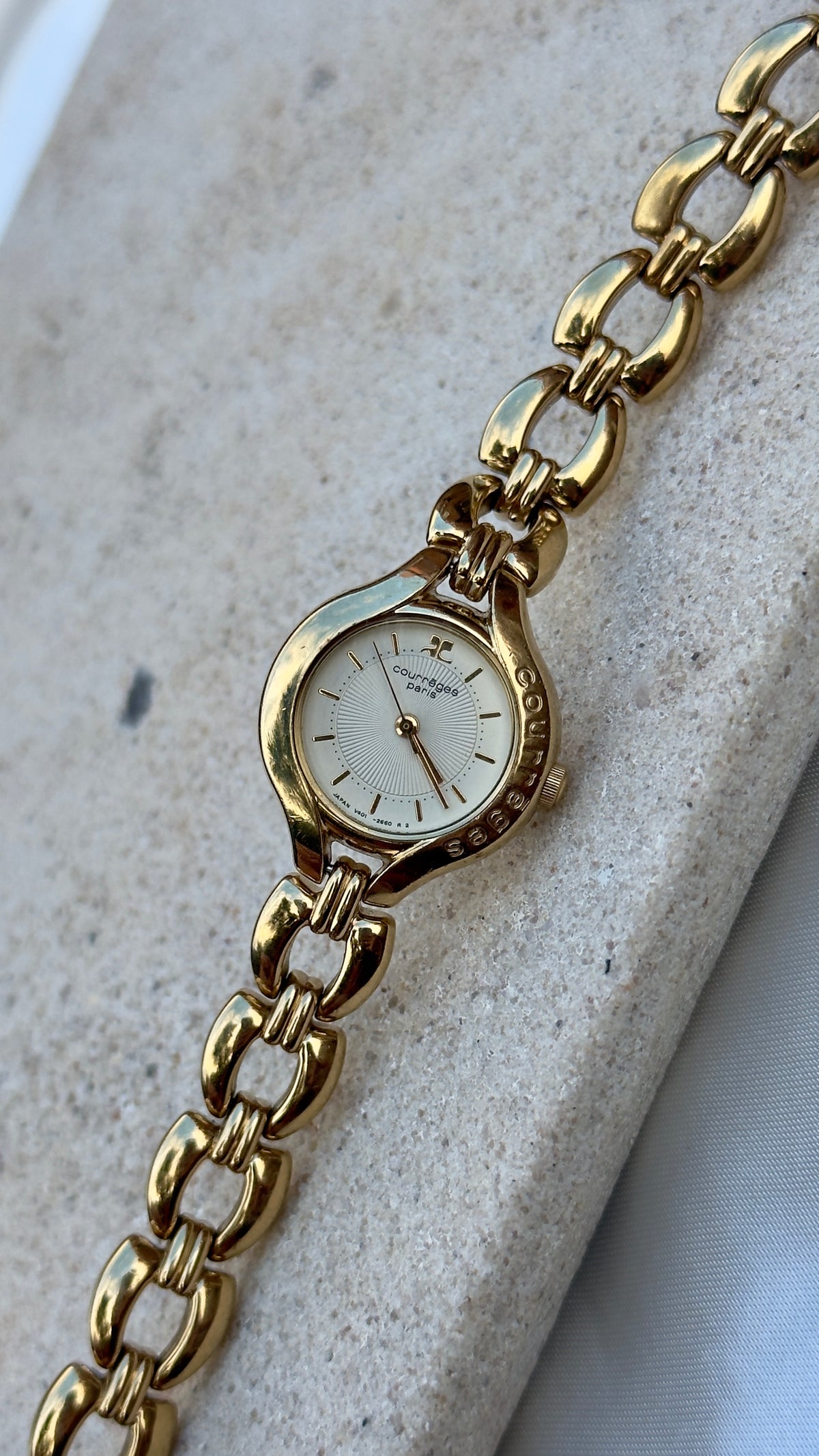 Courrèges Paris vintage watch 1993
