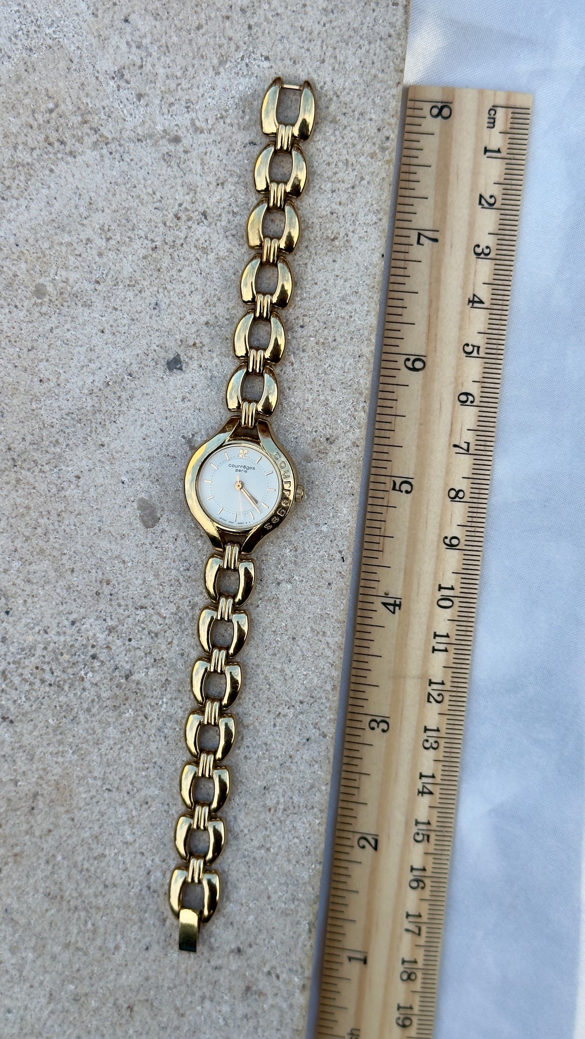 Courrèges Paris vintage watch 1993