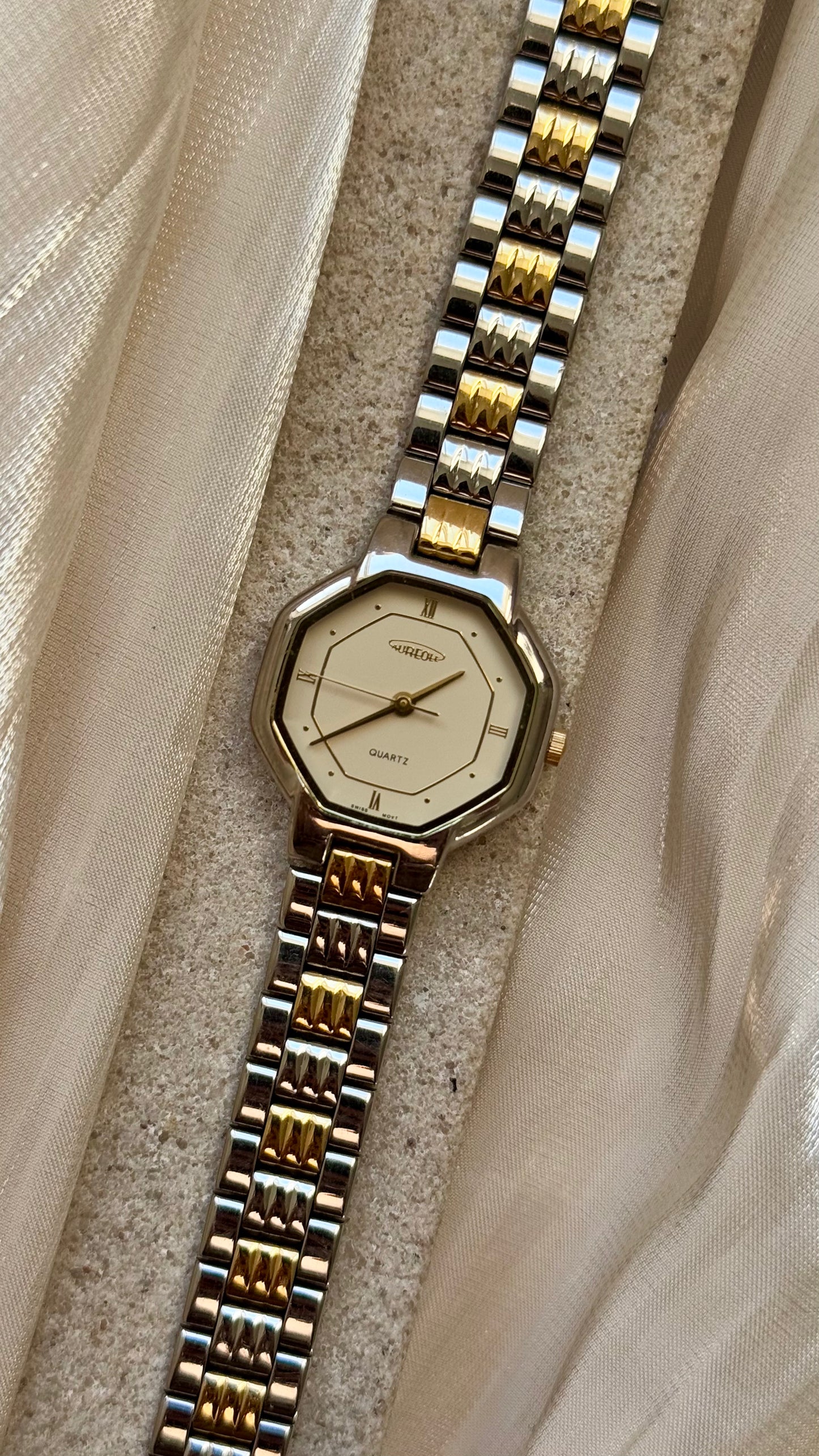 Vintage Aureole Watch 1990s