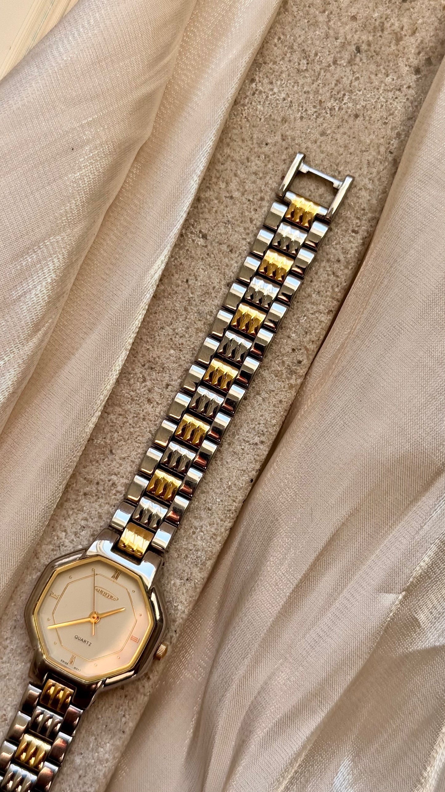 Vintage Aureole Watch 1990s