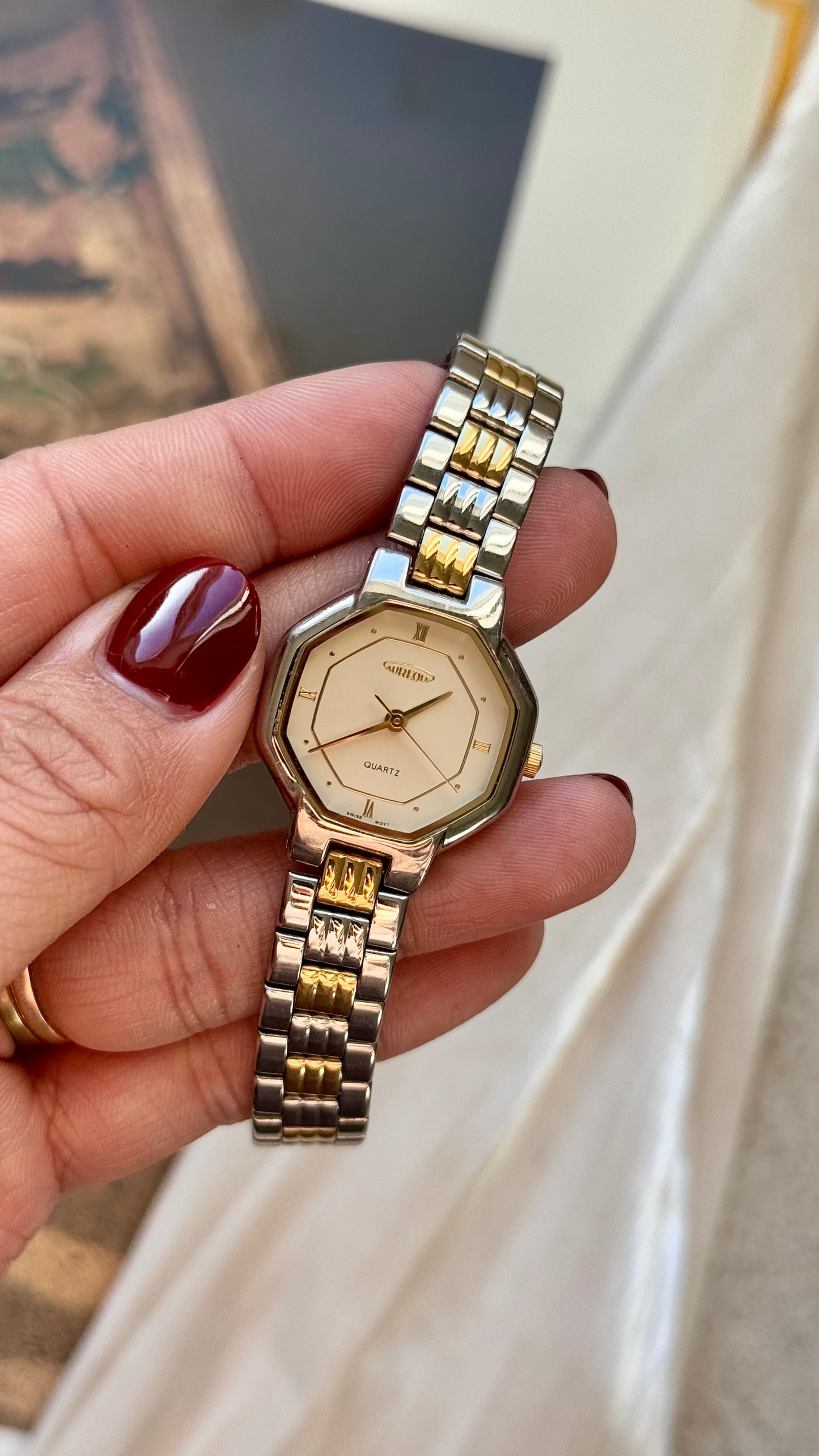 Vintage Aureole Watch 1990s