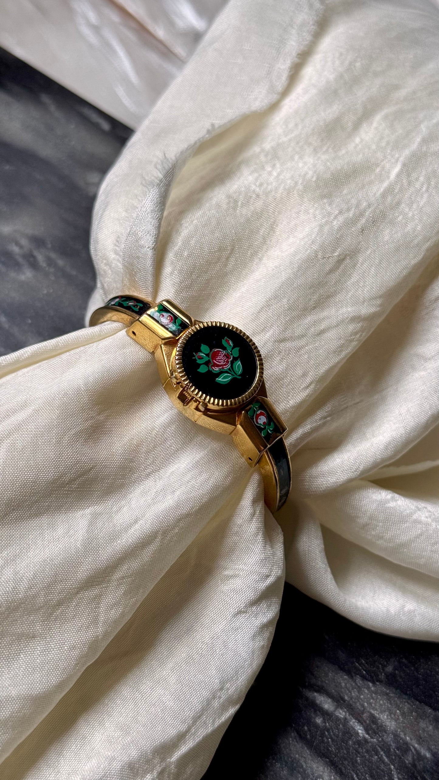 Belami Vintage Peekaboo Watch