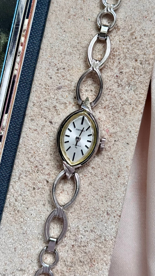 Seiko 1960s manual vintage watch - white gold plated