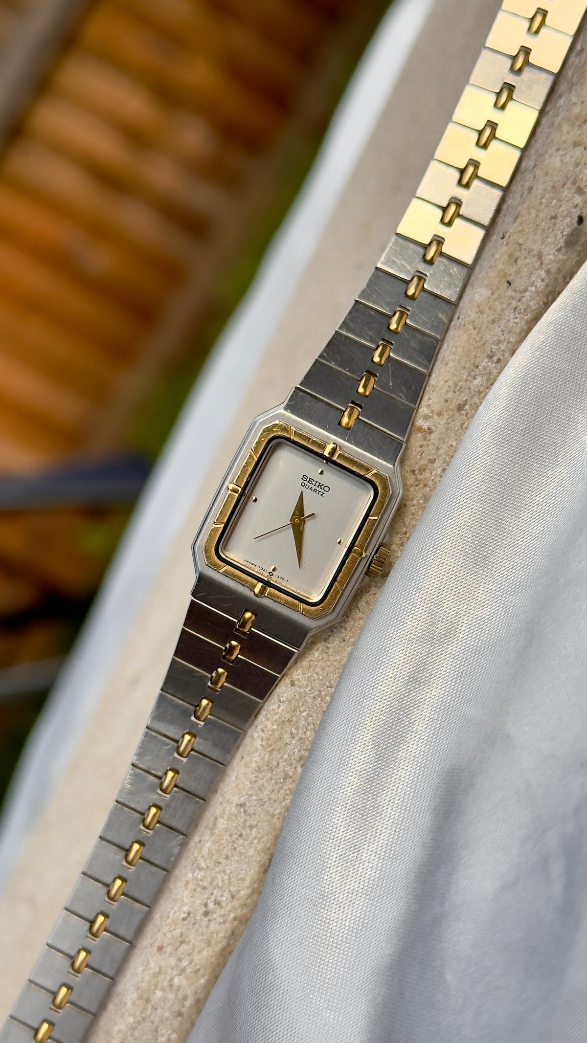 Seiko Vintage Tank Watch 1985 - Gold Plated