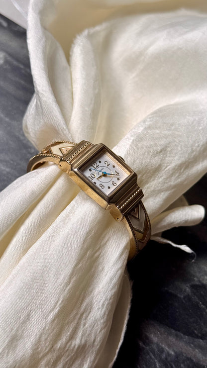 Jaxis Citizen bangle vintage watch