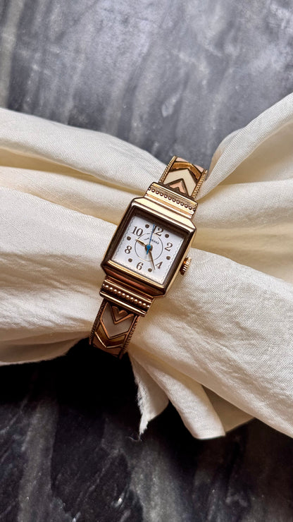 Jaxis Citizen bangle vintage watch
