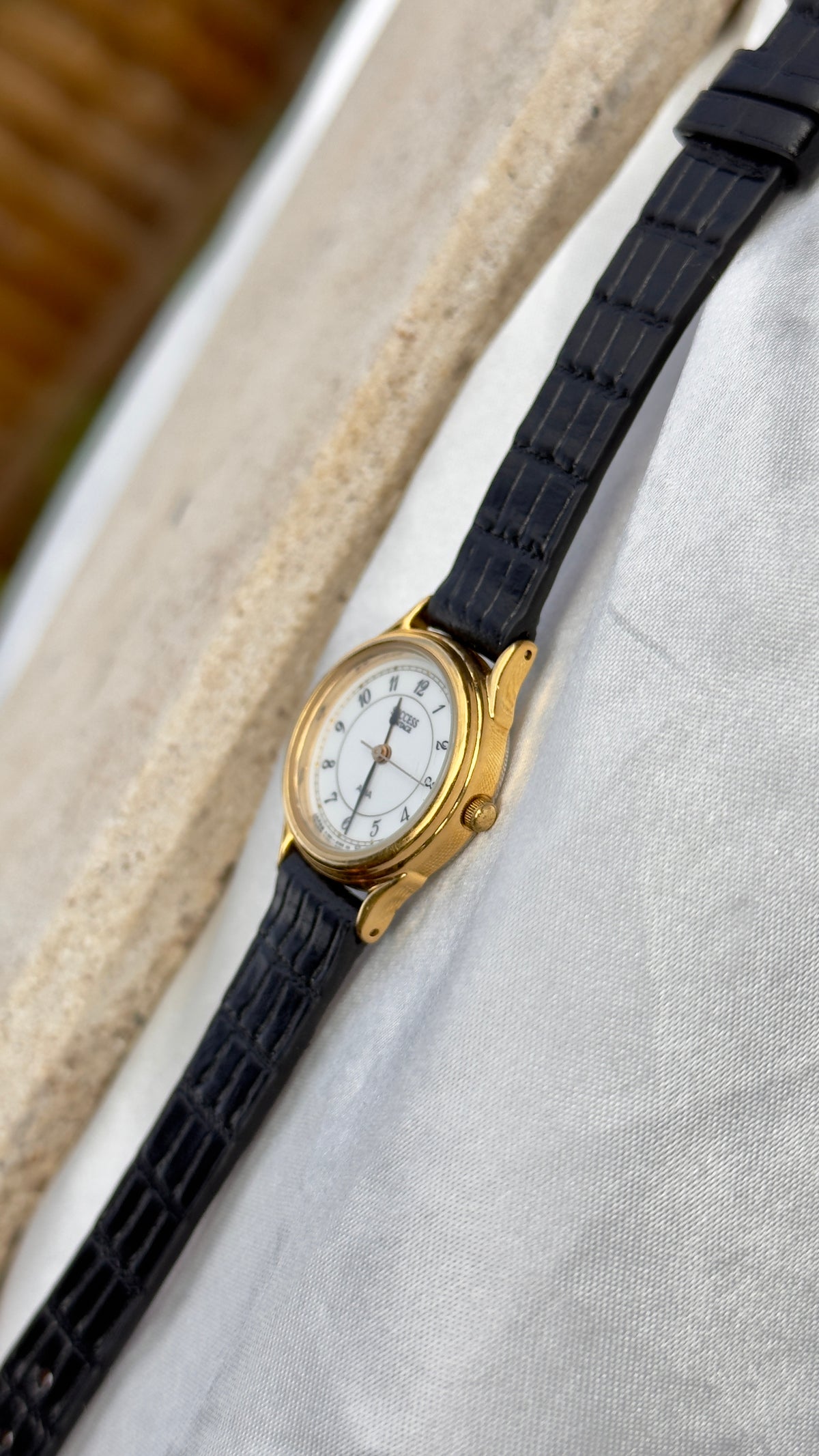 Vintage Seiko Alba Women's Watch 1998 - Near Mint Condition