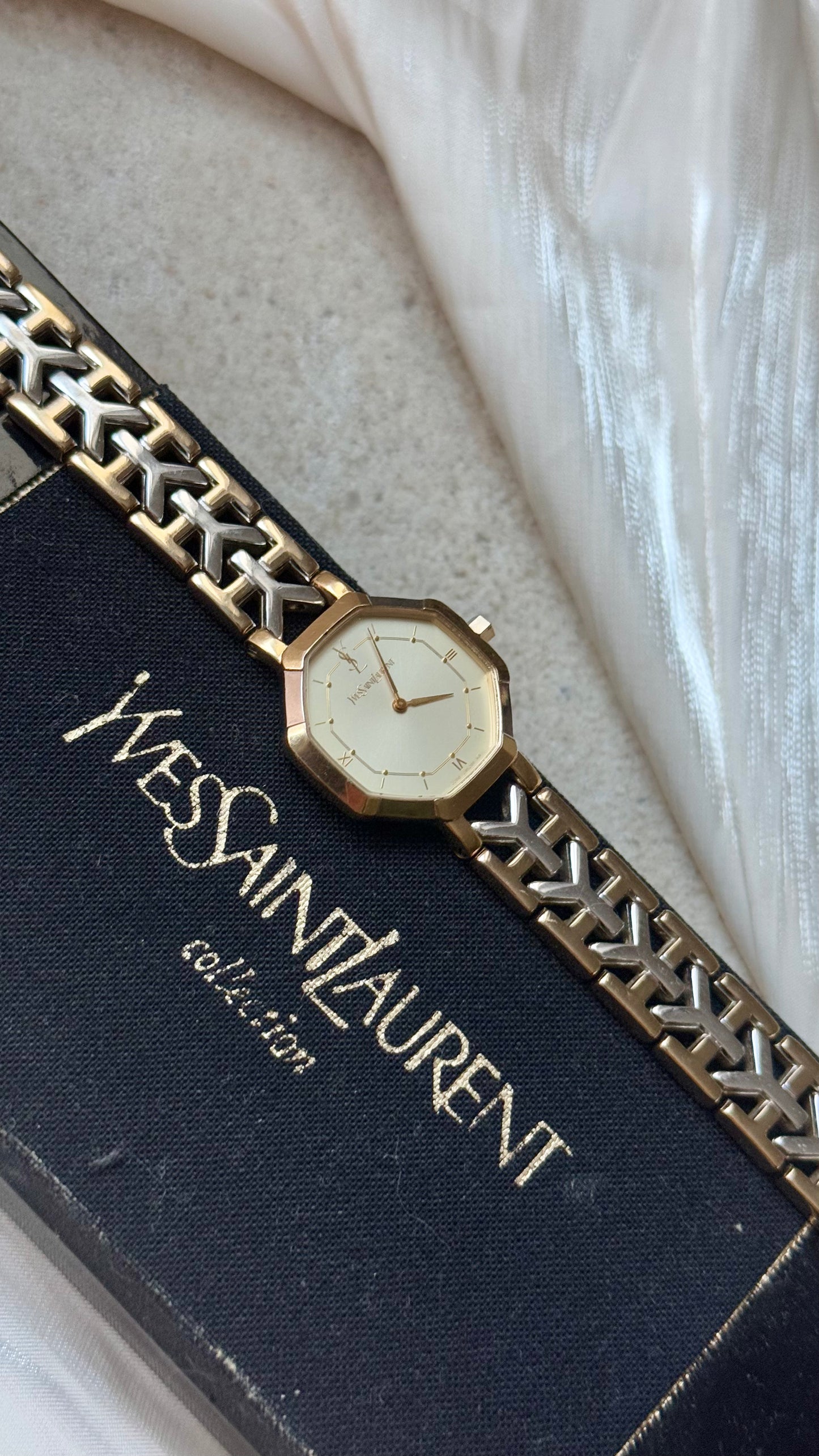Yves Saint Laurent vintage watch (YSL) 1990s - Mint Condition With Original Box
