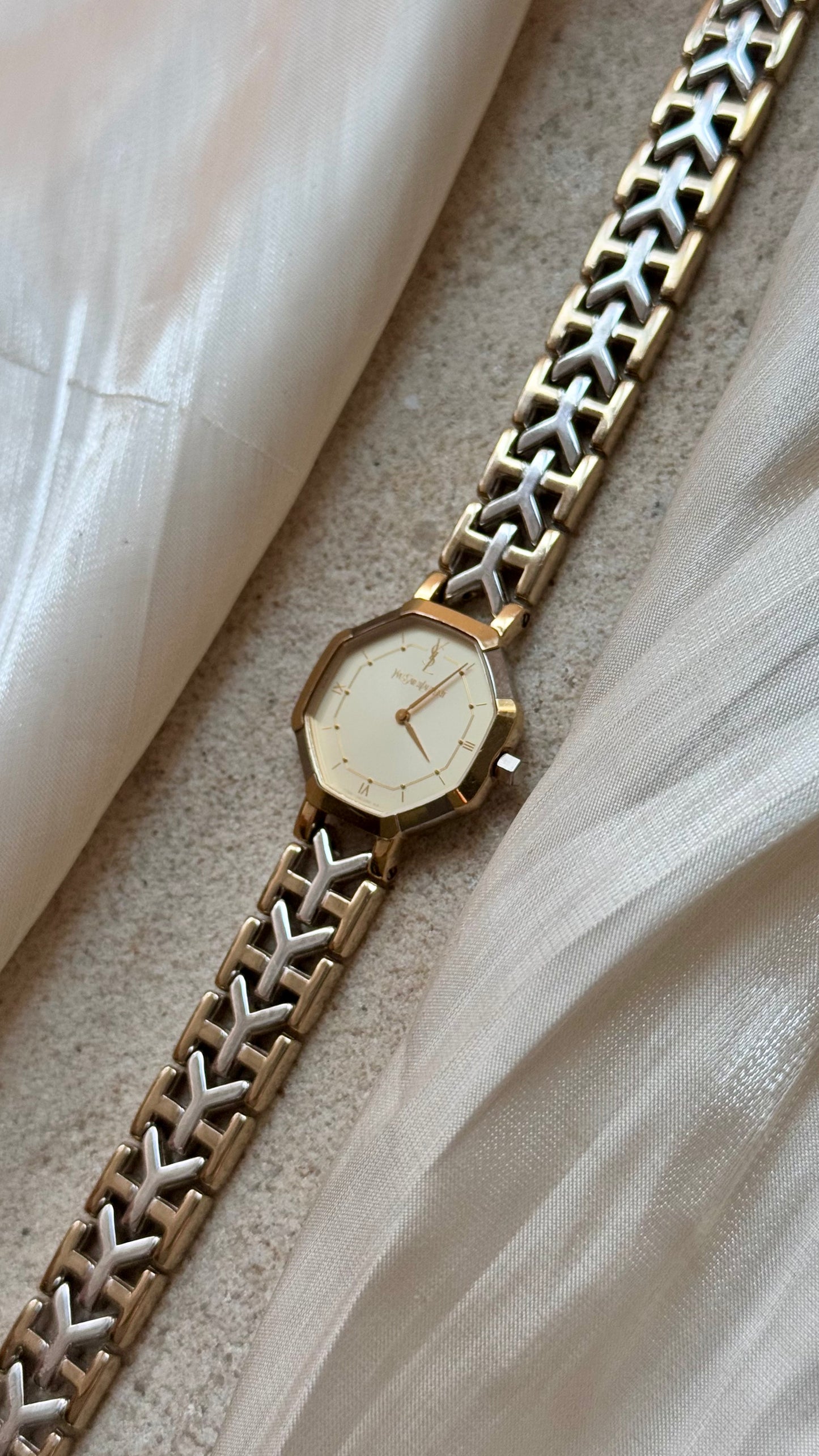 Yves Saint Laurent vintage watch (YSL) 1990s - Mint Condition With Original Box