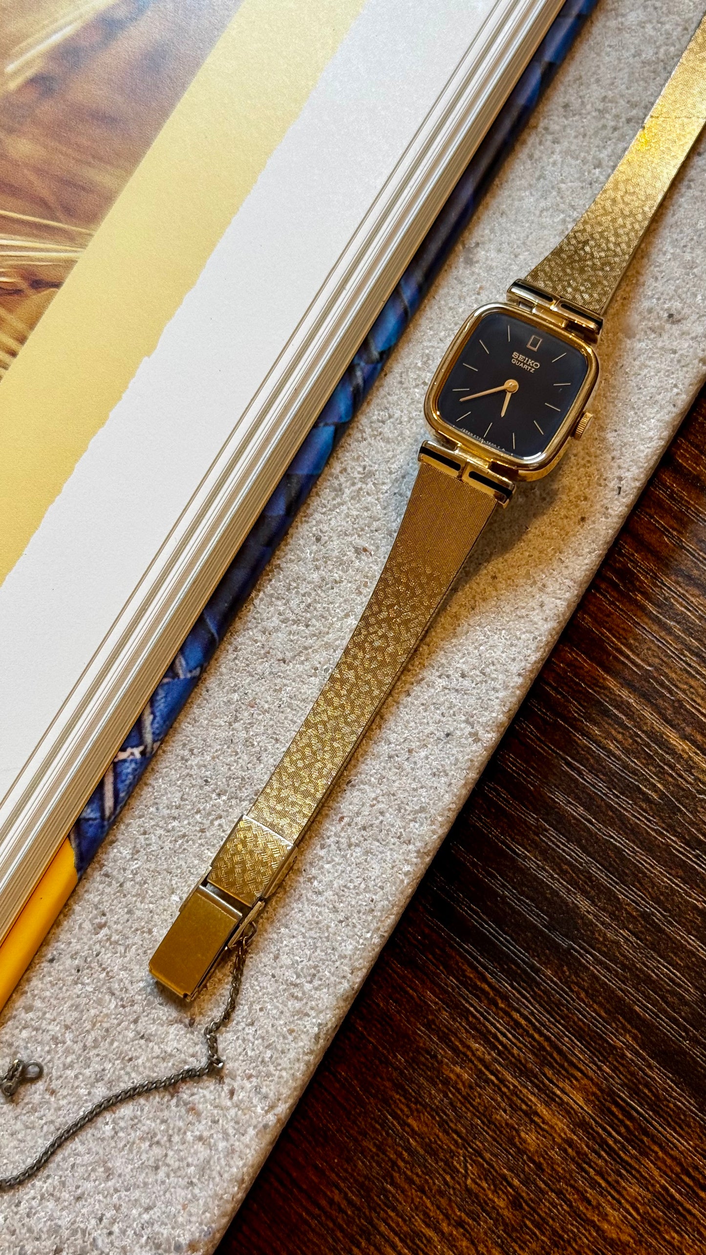 Super Rare Seiko Vintage Watch 1991, 18ct gold plated, black dial