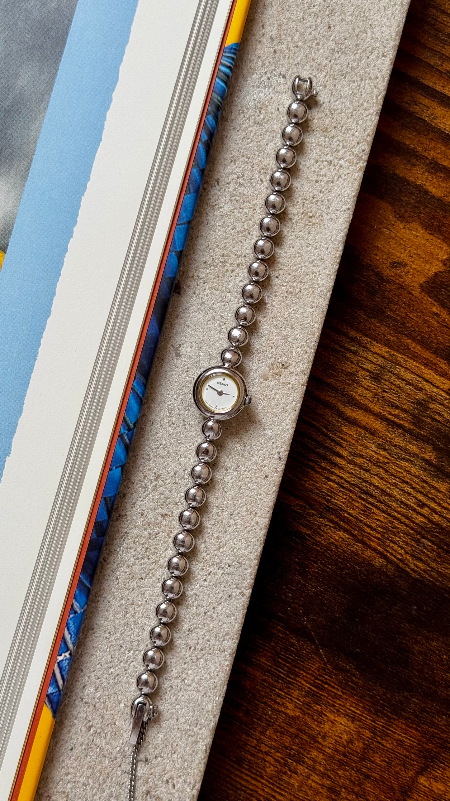 1996 Silver Tone Beaded Seiko Vintage Watch - near mint condition