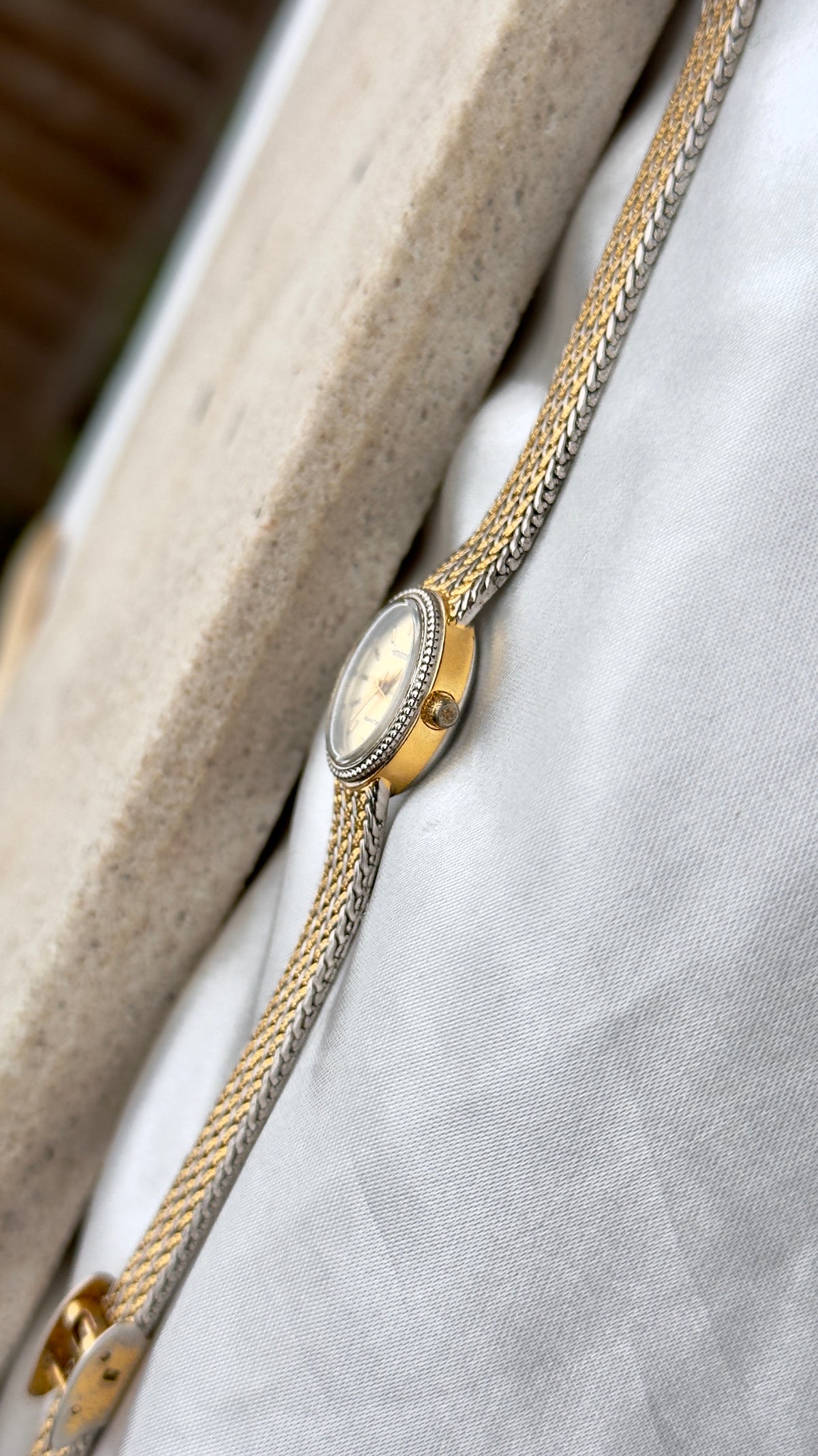 Armitron Vintage Watch 1990s - Oval Face With Mesh Bracelet