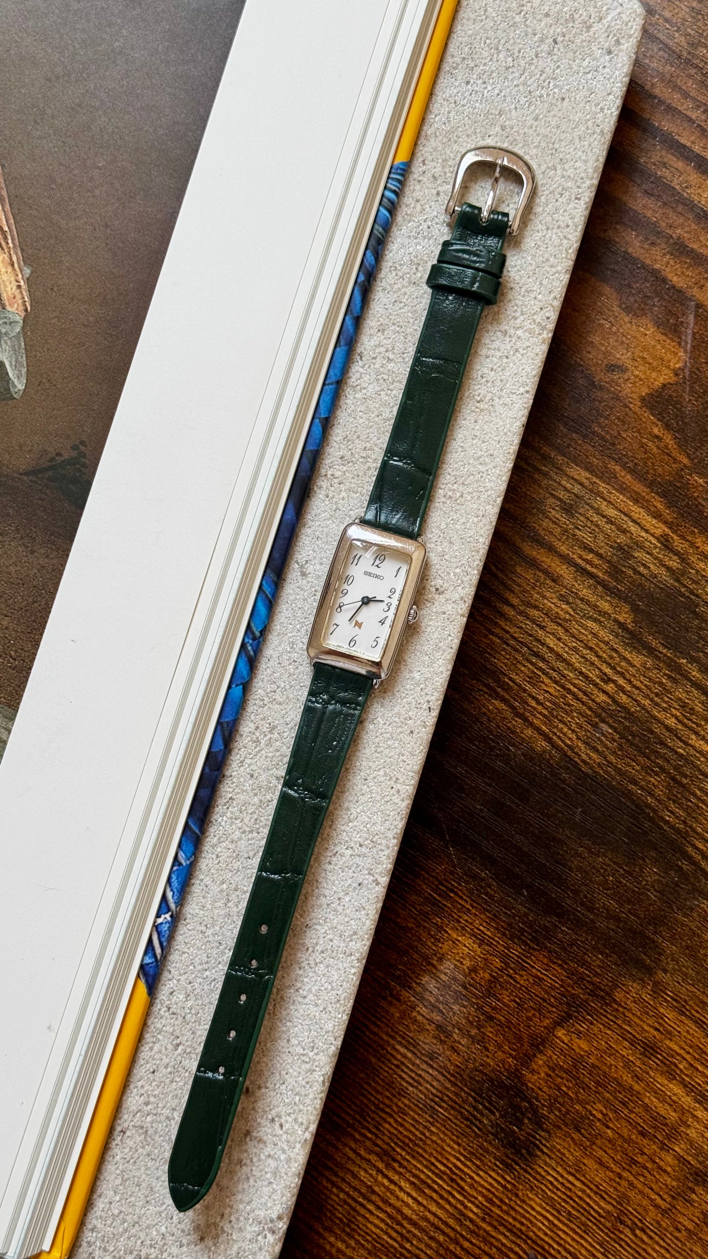 Seiko Neue Vintage Watch 1994 - Green leather