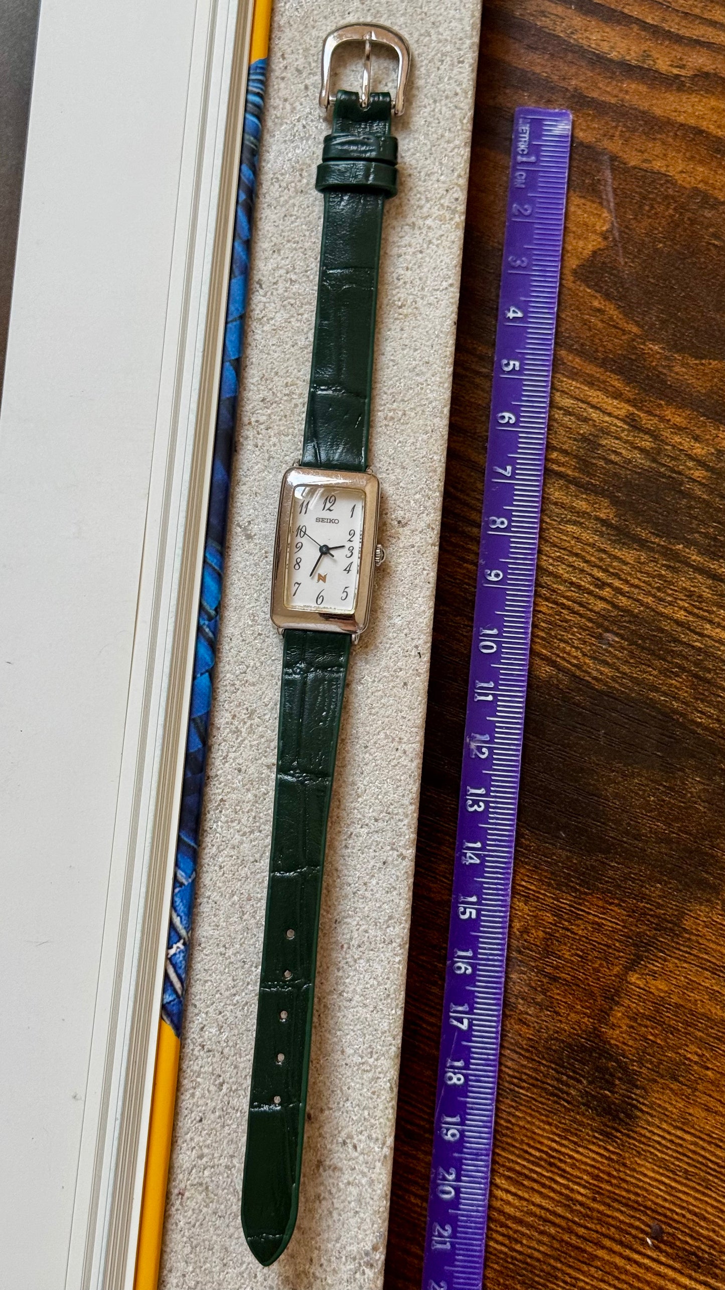 Seiko Neue Vintage Watch 1994 - Green leather