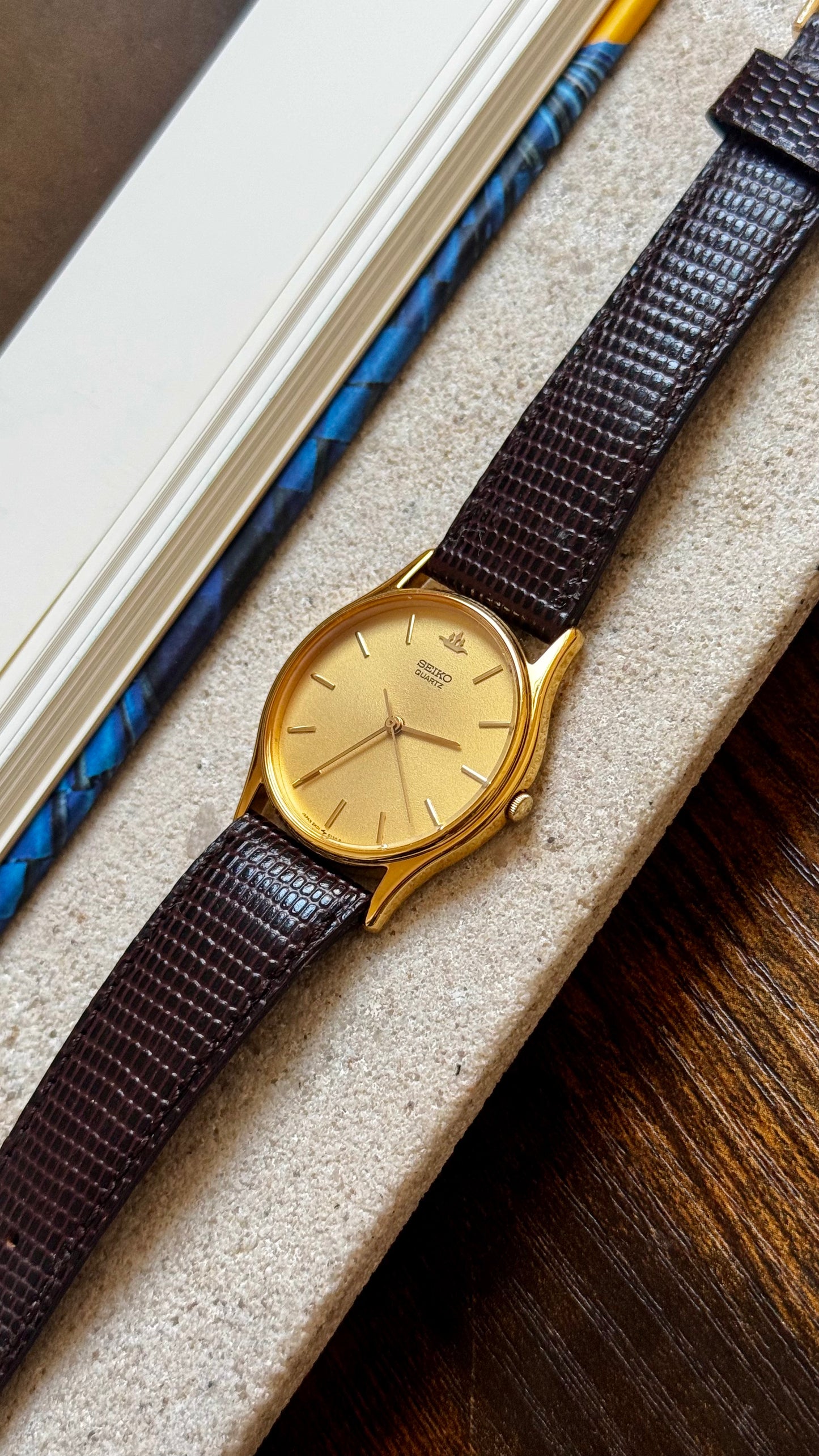 Seiko Galaxy 1991 vintage watch - gold plated, near mint condition
