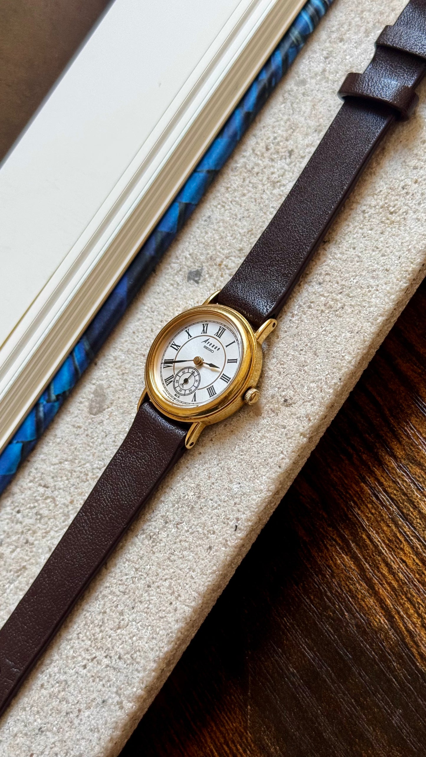 Sub Seconds Seiko Avenue Vintage Watch 1998 - Gold plated, near mint