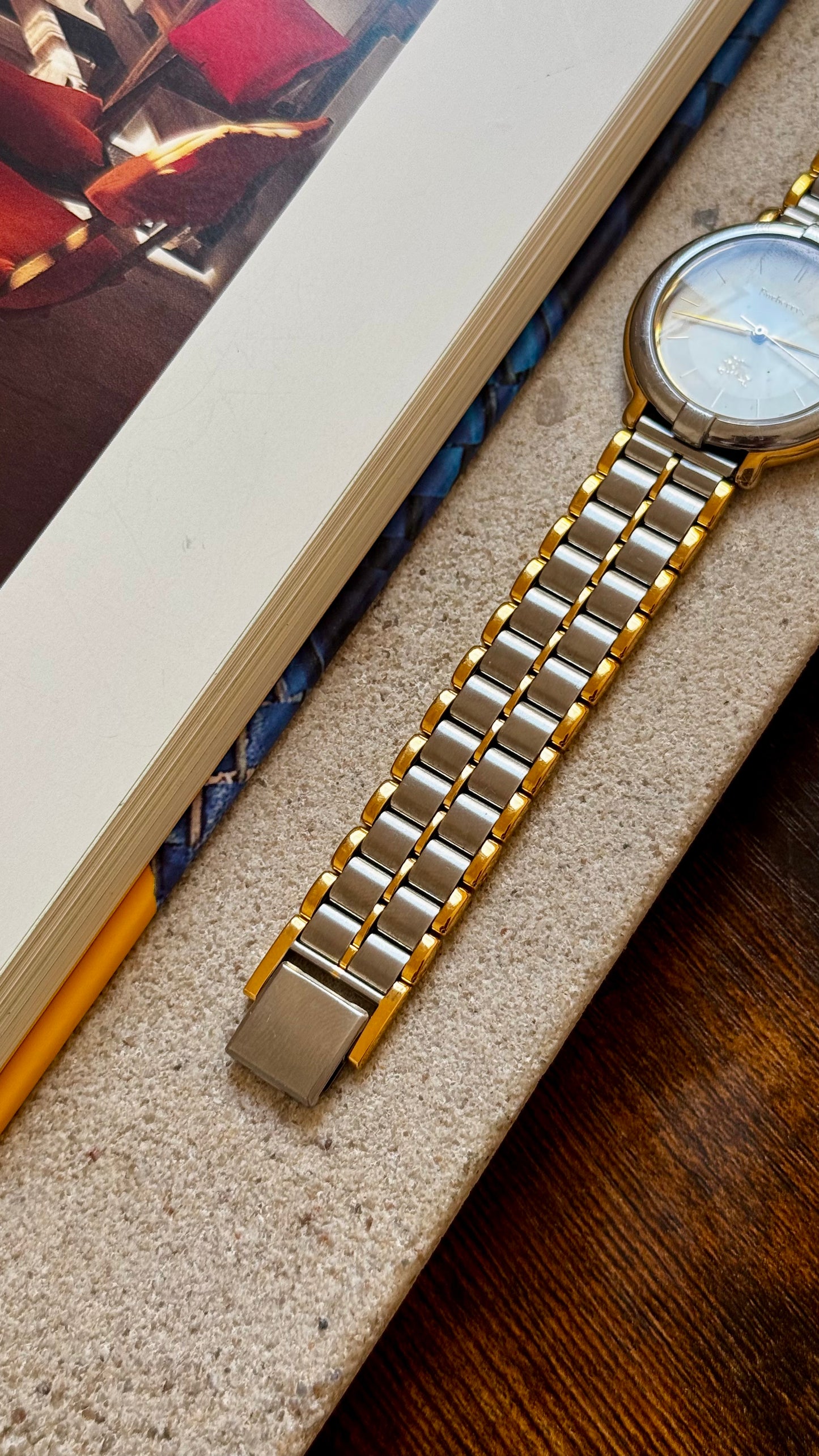 Burberrys Vintage Watch 1980s