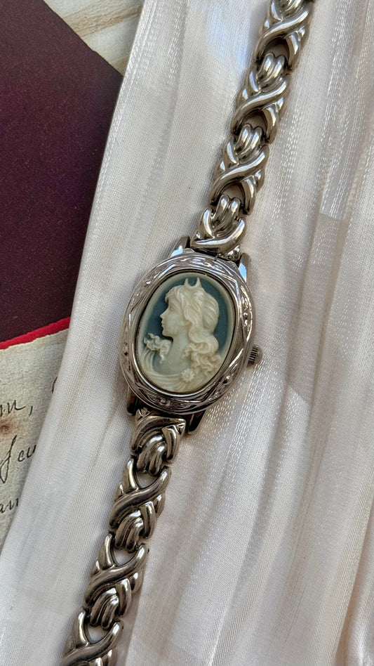 Valentino Michelle Cameo Peekaboo vintage ladies watch