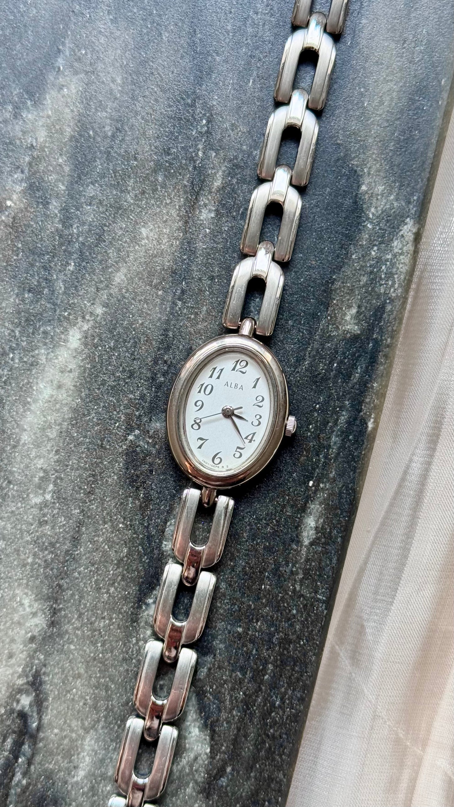 Seiko Alba vintage watch 1990s